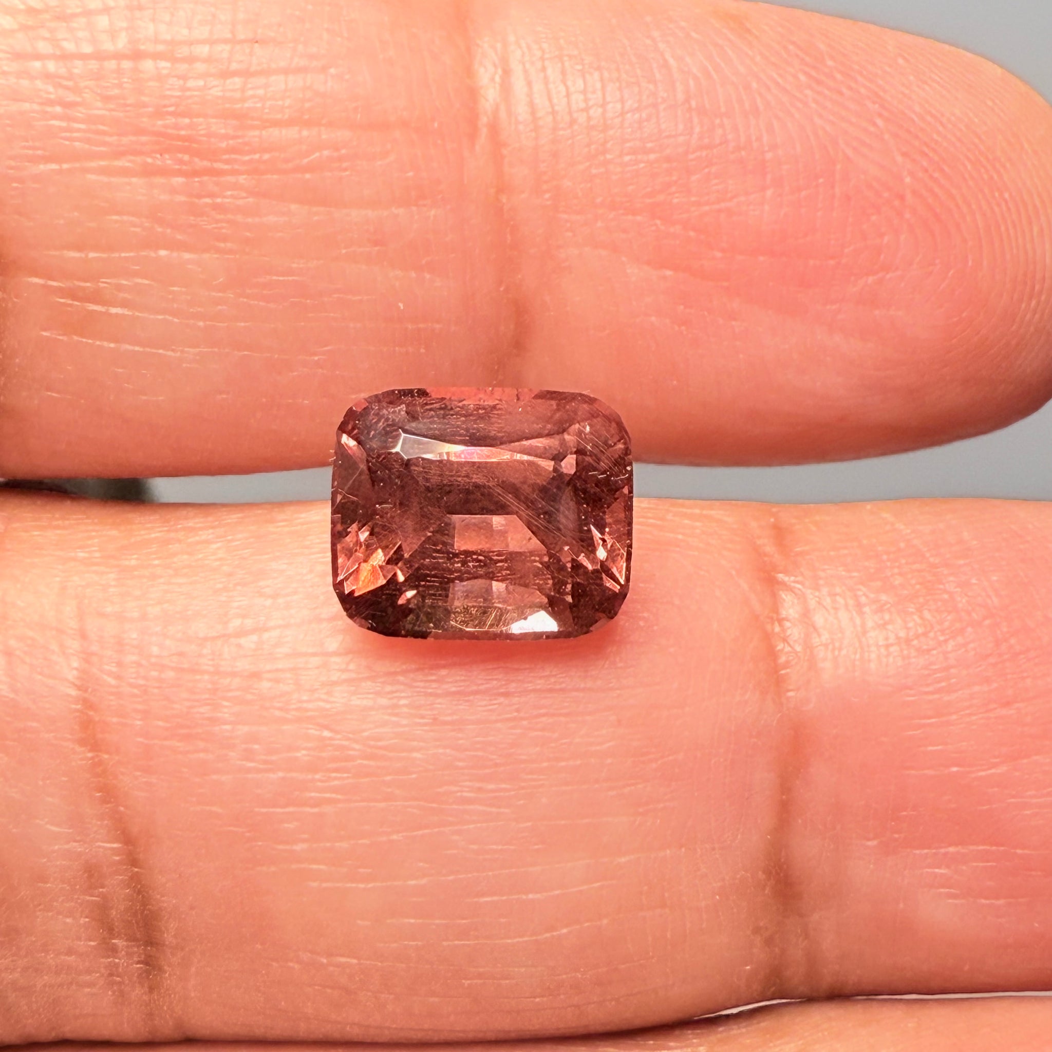 Dragon Garnet, 4.51ct, Tanzania, Untreated Unheated, slightly silky, do see the video even if it’s to learn