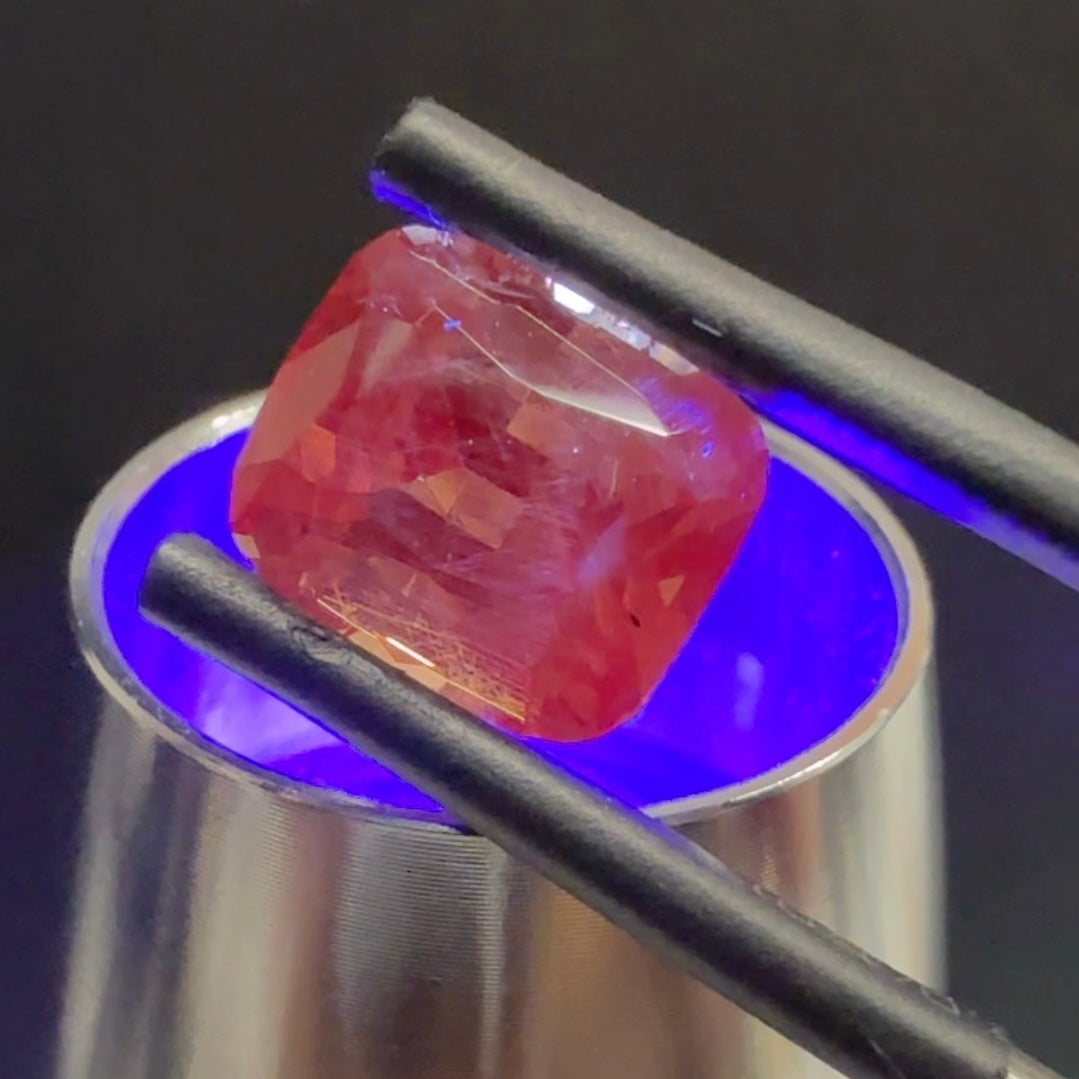 Dragon Garnet, 4.51ct, Tanzania, Untreated Unheated, slightly silky, do see the video even if it’s to learn