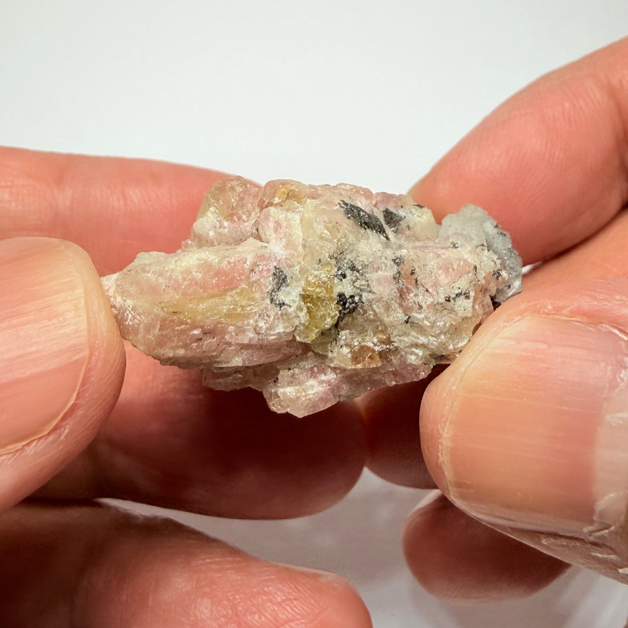 Pink Tanzanite Crystal Specimen, 139.66ct, Merelani, Tanzania. Unheated Unheated