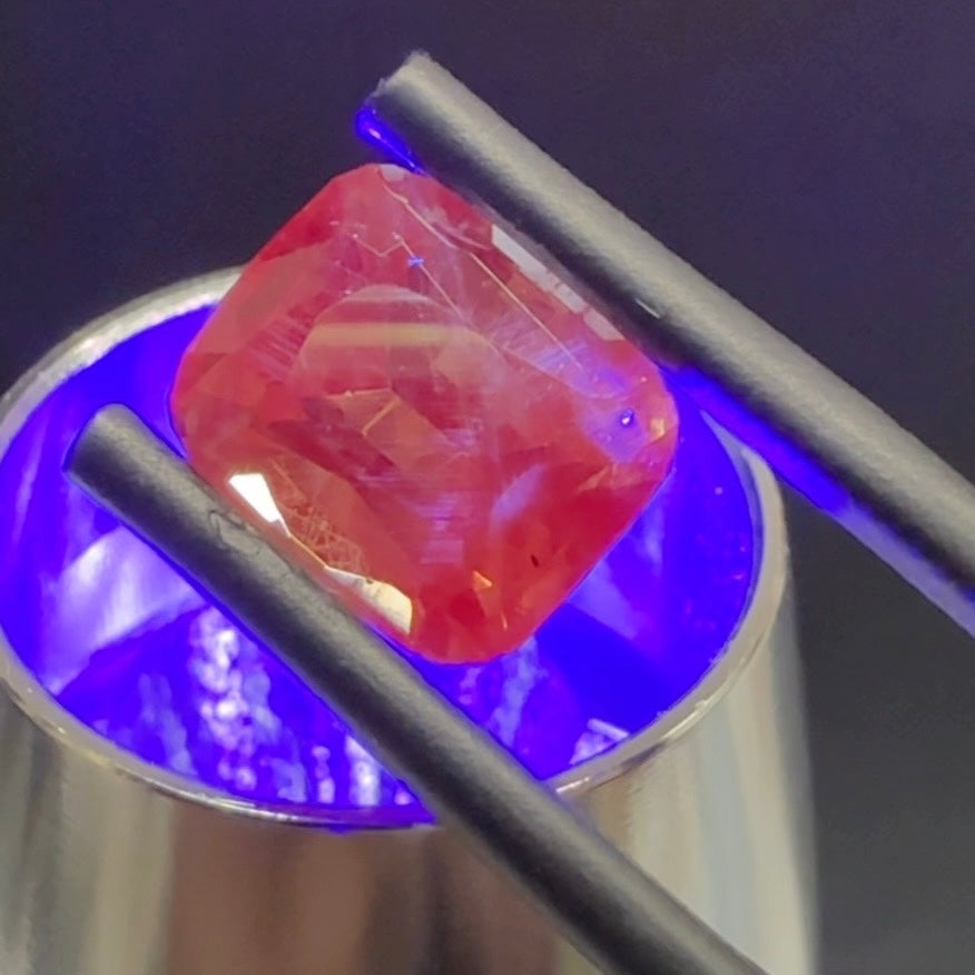 Dragon Garnet, 4.51ct, Tanzania, Untreated Unheated, slightly silky, do see the video even if it’s to learn