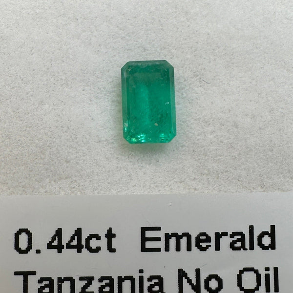 Emerald, 0.44ct, Tanzania, No Oil, Untreated Unheated