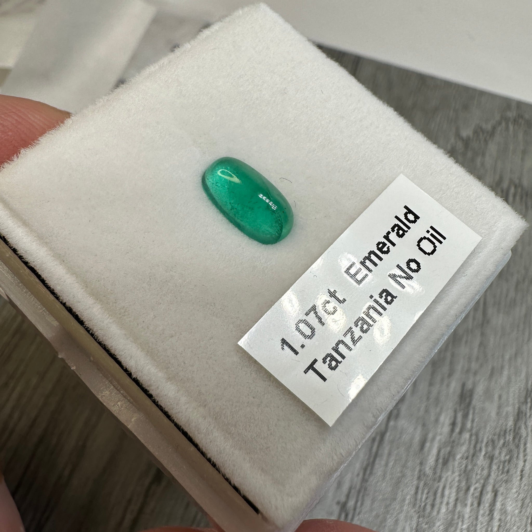 Emerald, 1.07ct, Tanzania, No Oil, Untreated Unheated