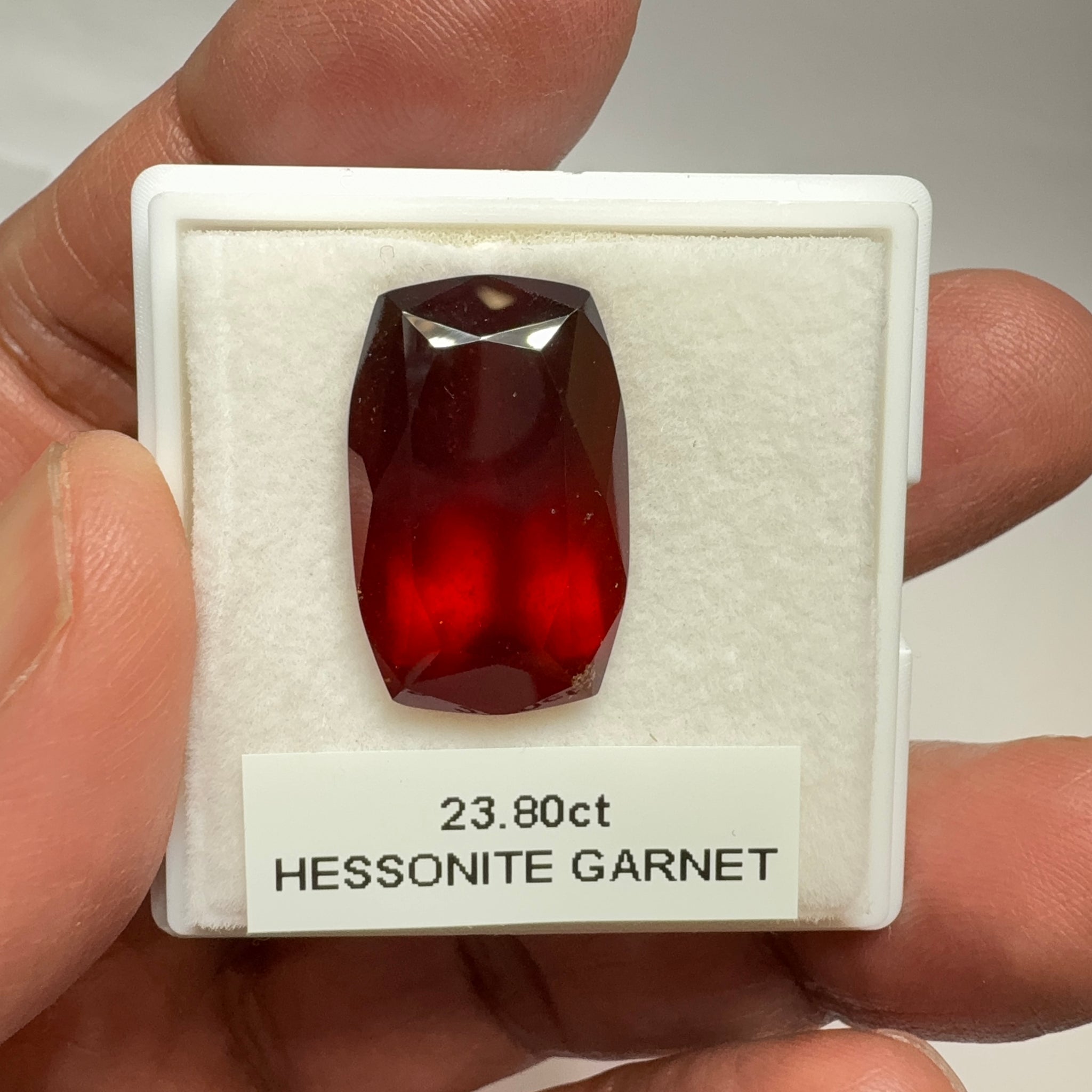 Hessonite Garnet, 23.80ct, Tanzania, Untreated Unheated. 20 x 12.5 x 9 mm. Use Either Side.