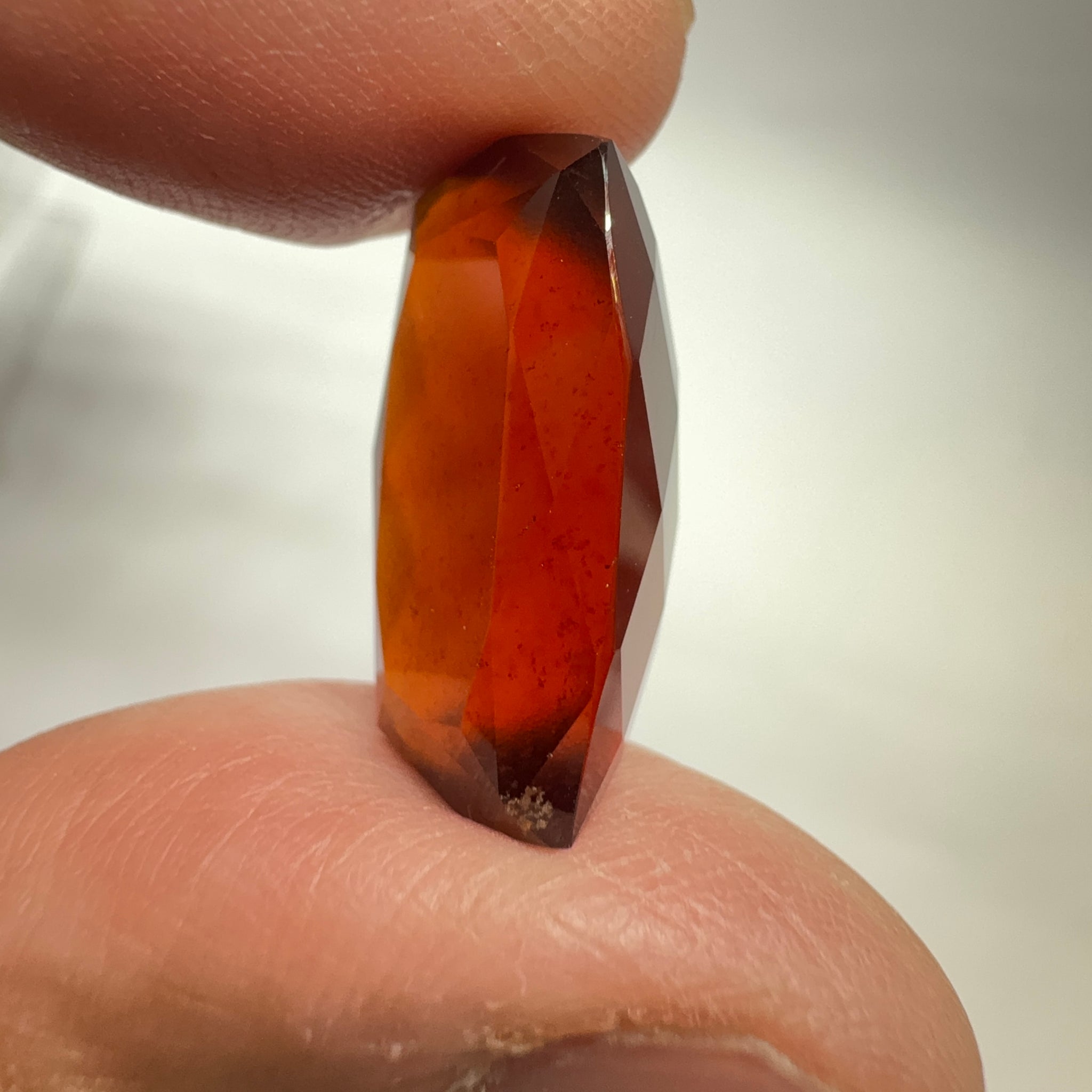 Hessonite Garnet, 23.80ct, Tanzania, Untreated Unheated. 20 x 12.5 x 9 mm. Use Either Side.