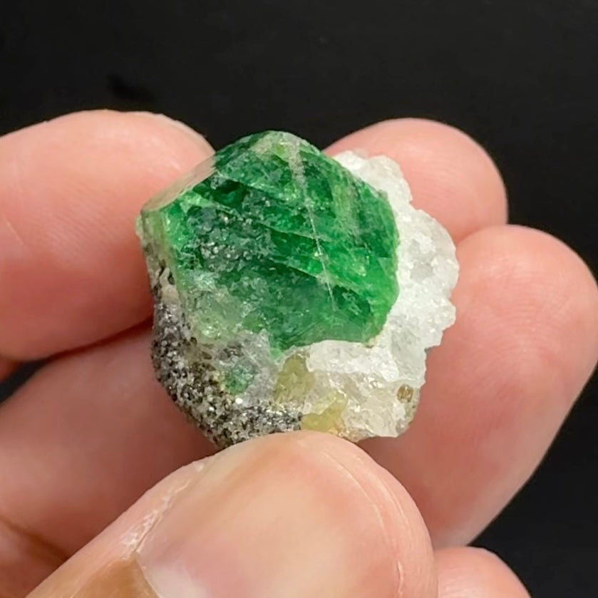Tsavorite Garnet on Quartz and Graphite, 65.79ct, naturally free standing, Merelani, Tanzania, Unheated Untreated