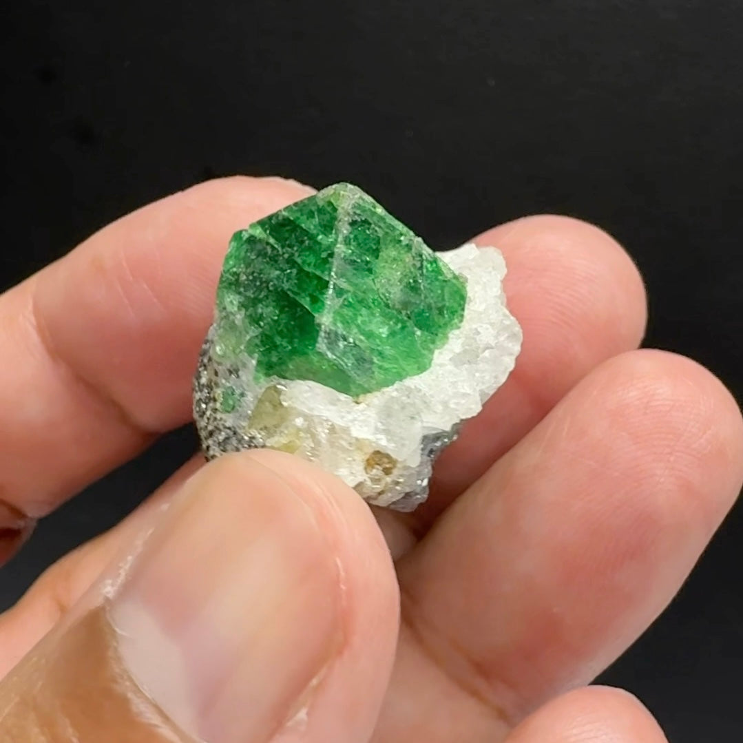 Tsavorite Garnet on Quartz and Graphite, 65.79ct, naturally free standing, Merelani, Tanzania, Unheated Untreated