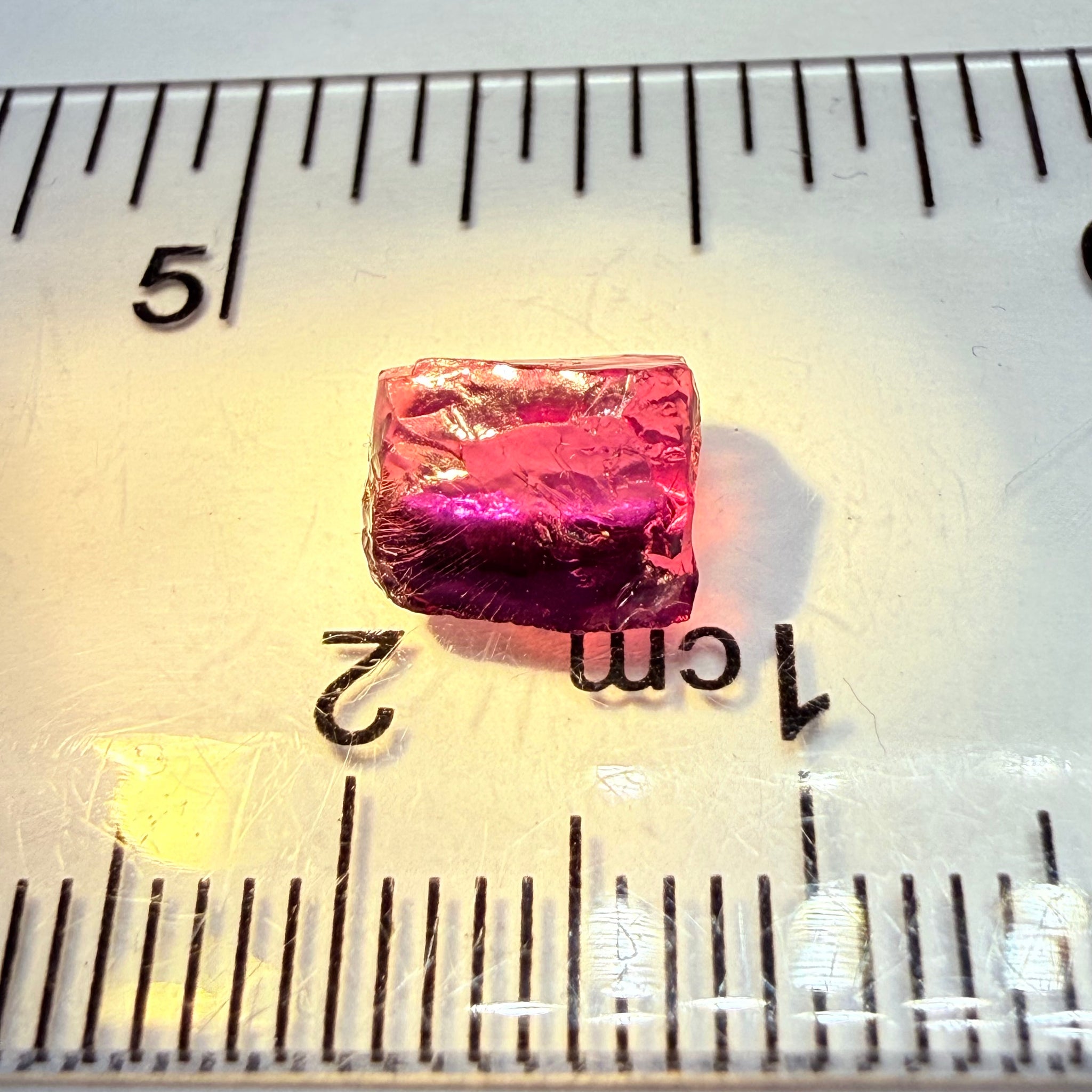 Colour Shift Garnet, 2.49ct, Tanzania, Untreated Unheated, vvs-if