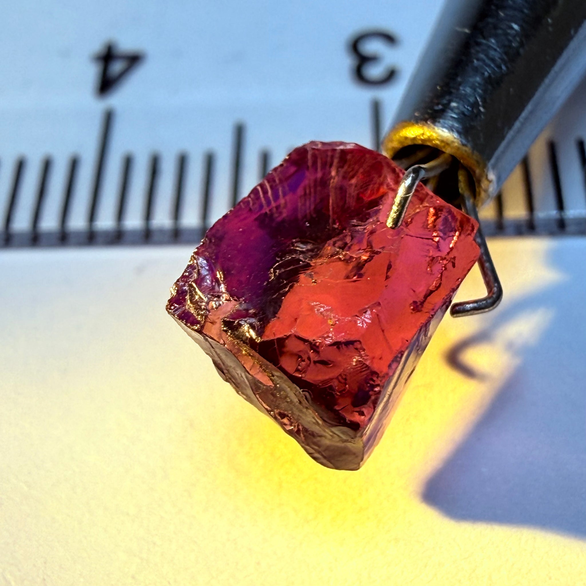 Colour Shift Garnet, 2.49ct, Tanzania, Untreated Unheated, vvs-if