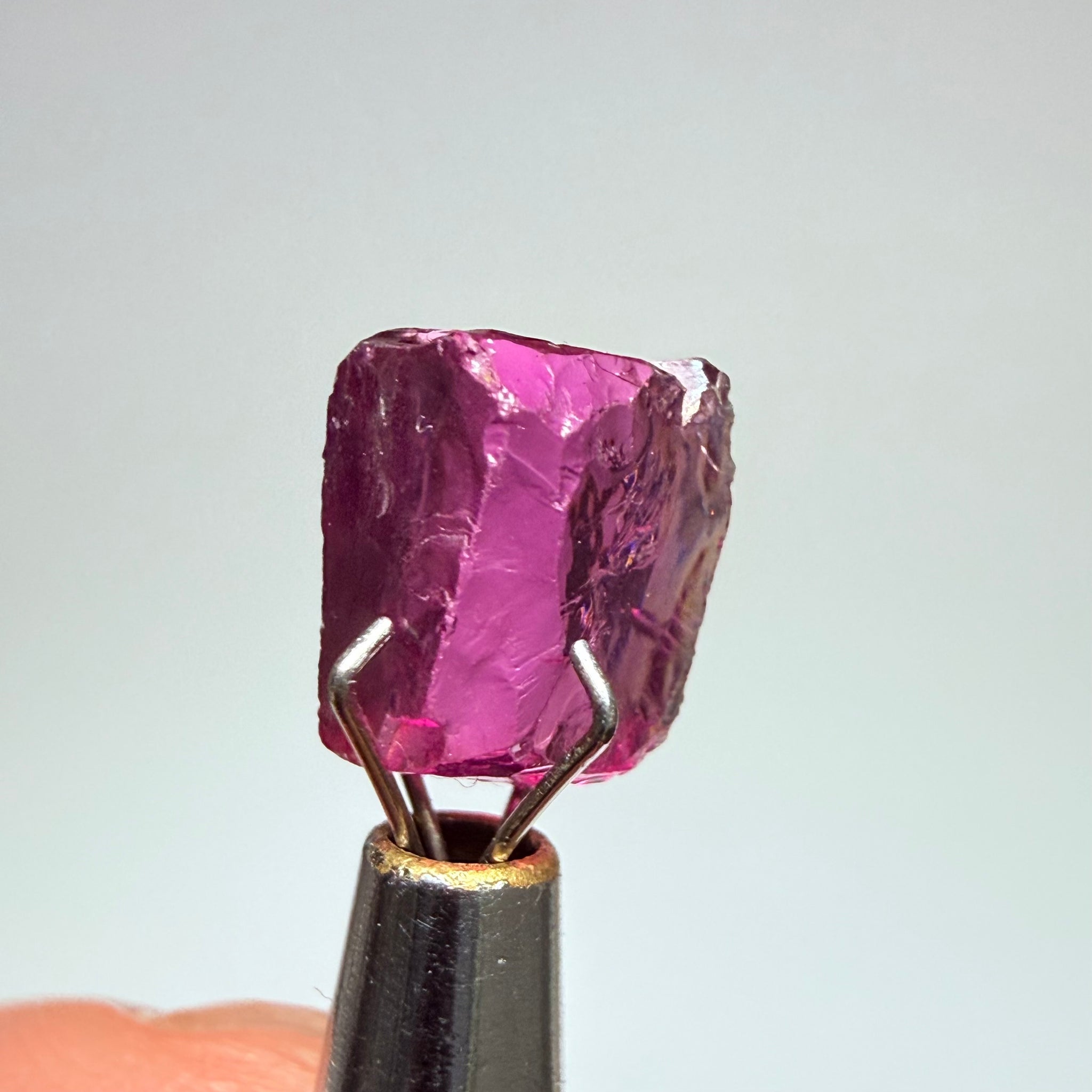 Colour Shift Garnet, 2.49ct, Tanzania, Untreated Unheated, vvs-if