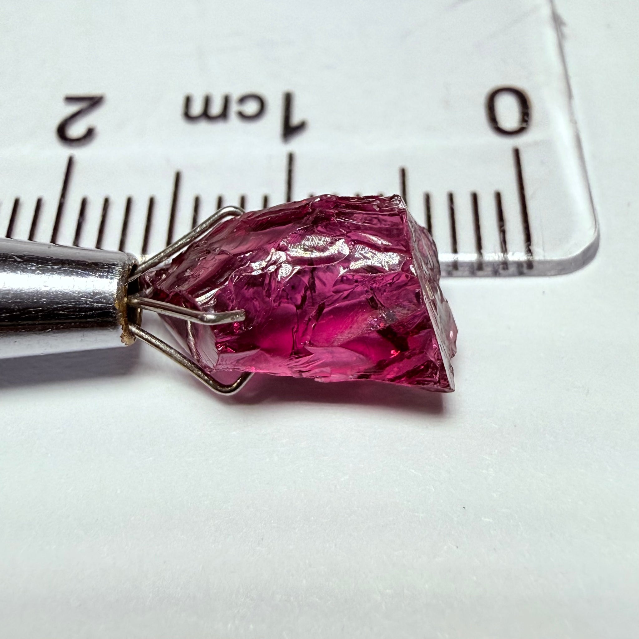 Colour Shift Garnet, 3.80ct, Tanzania, Untreated Unheated, vvs-if