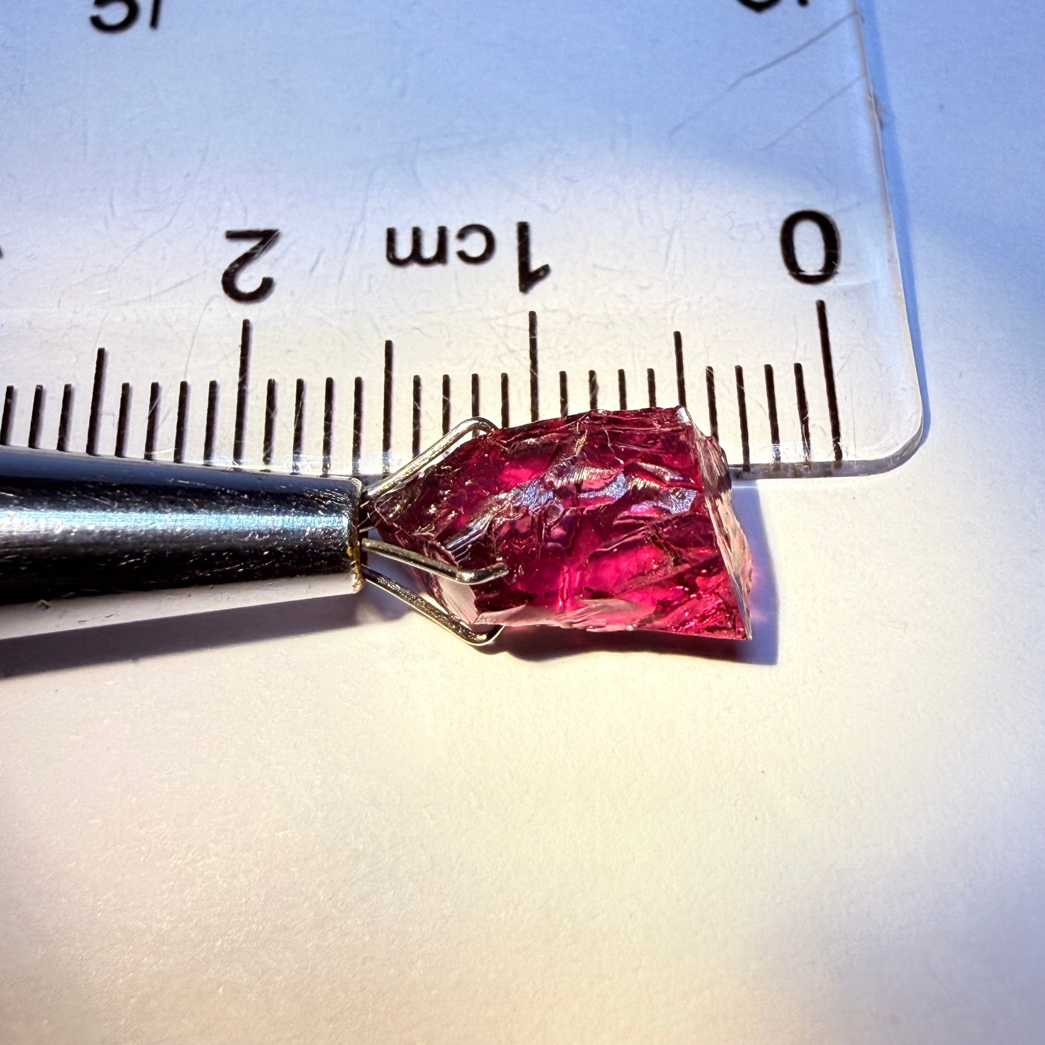 Colour Shift Garnet, 3.80ct, Tanzania, Untreated Unheated, vvs-if