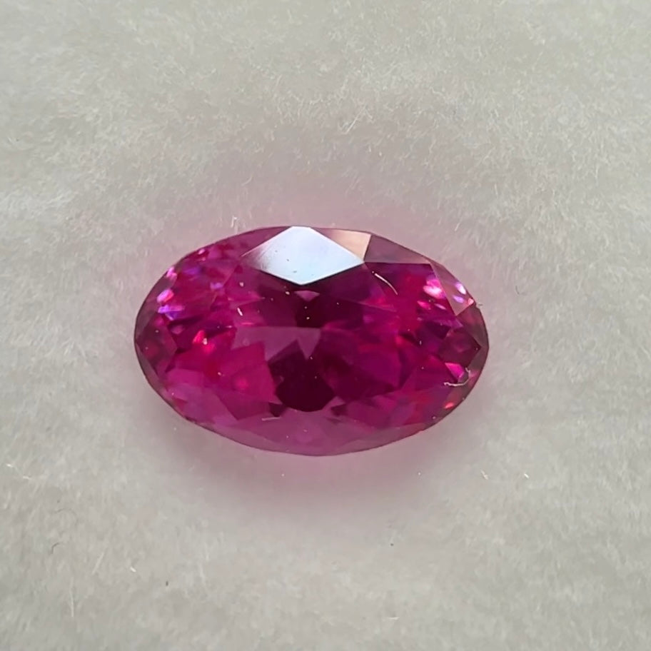 Winza Ruby, 1.02ct, Winza, Tanzania, Untreated Unheated, vvs-if, 6.9 x 4.6 x 3.8mm, it’s more redder than the photos