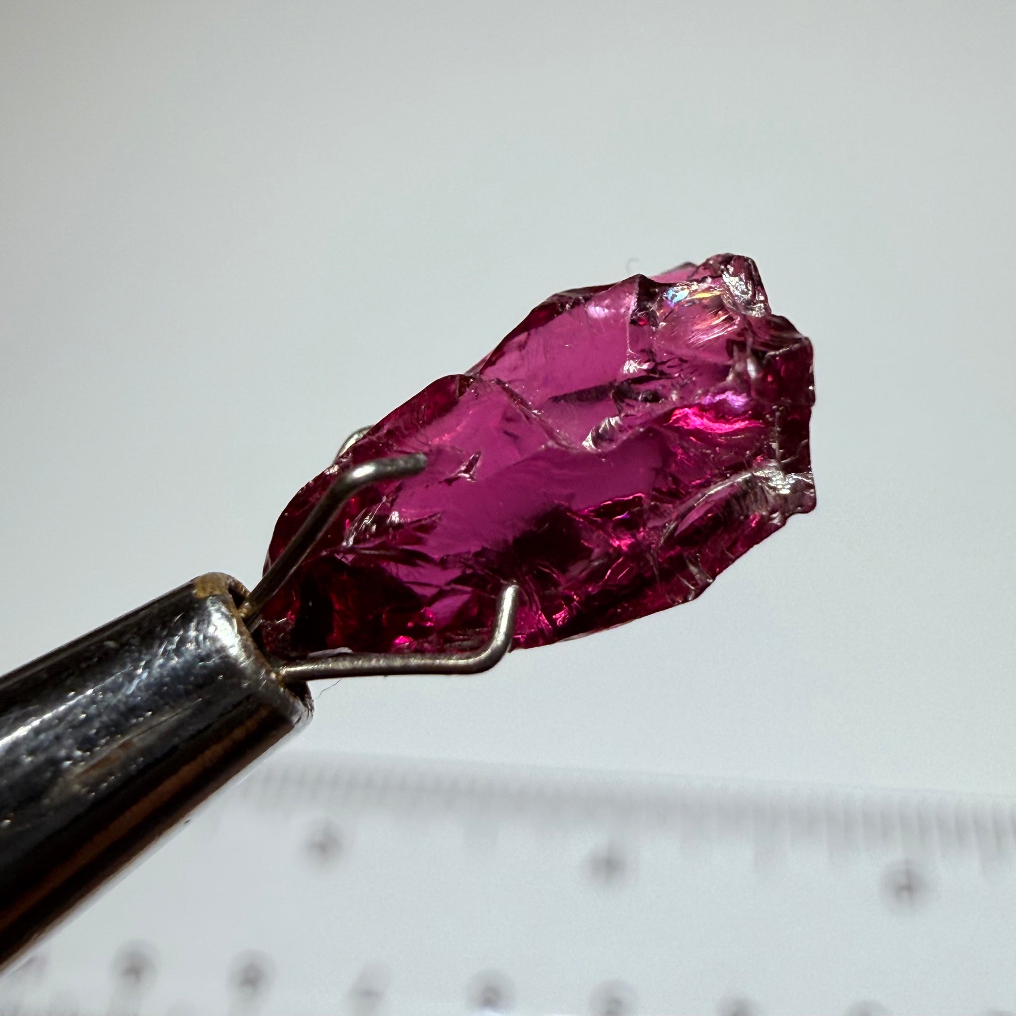 Colour Shift Garnet, 3.80ct, Tanzania, Untreated Unheated, vvs-if