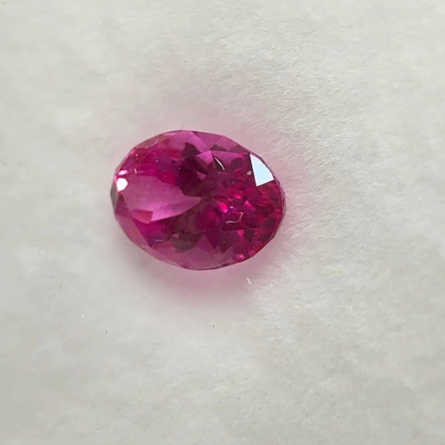 Winza Ruby, 1.02ct, Winza, Tanzania, Untreated Unheated, vvs-if, 6.9 x 4.6 x 3.8mm, it’s more redder than the photos