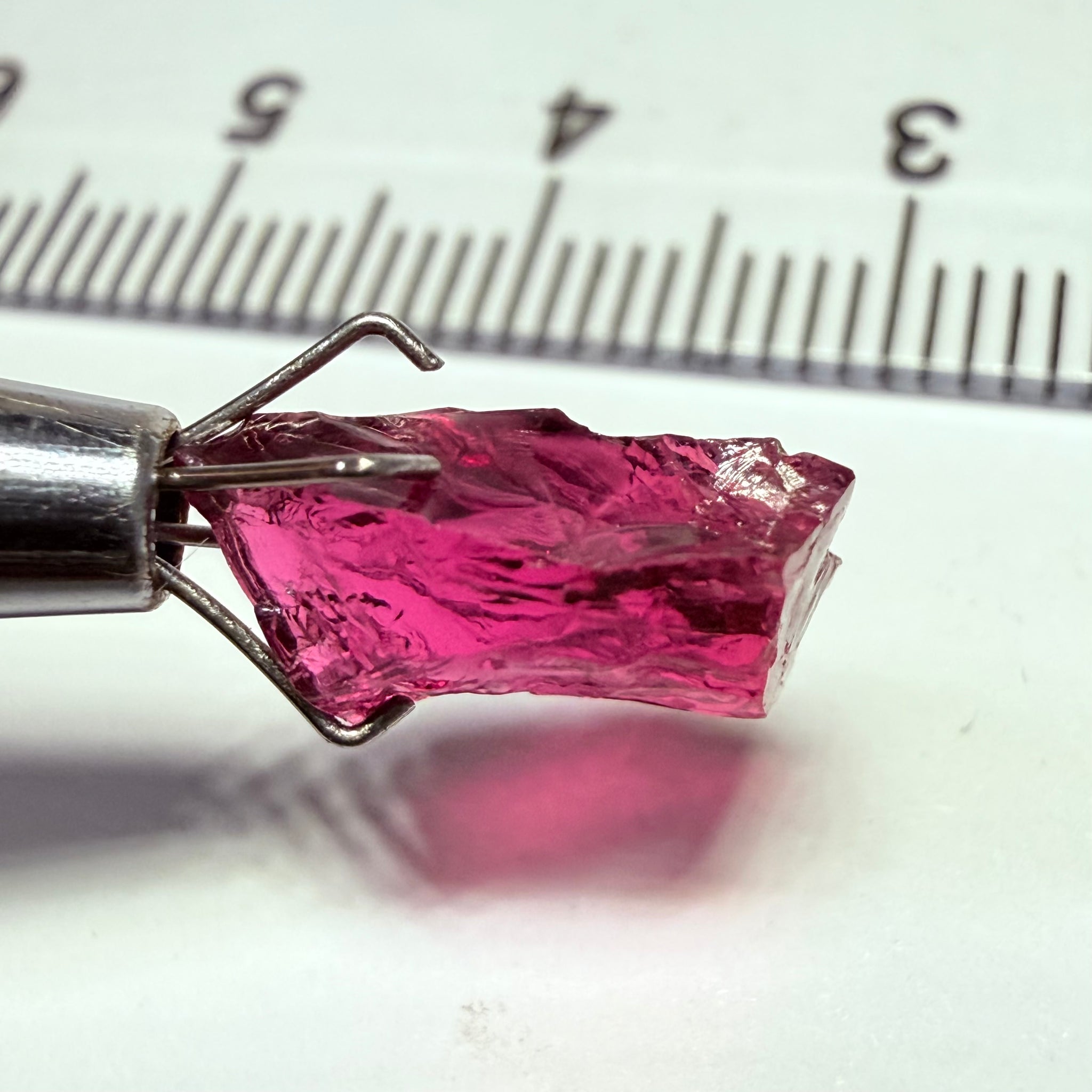 Colour Shift Garnet, 3.80ct, Tanzania, Untreated Unheated, vvs-if