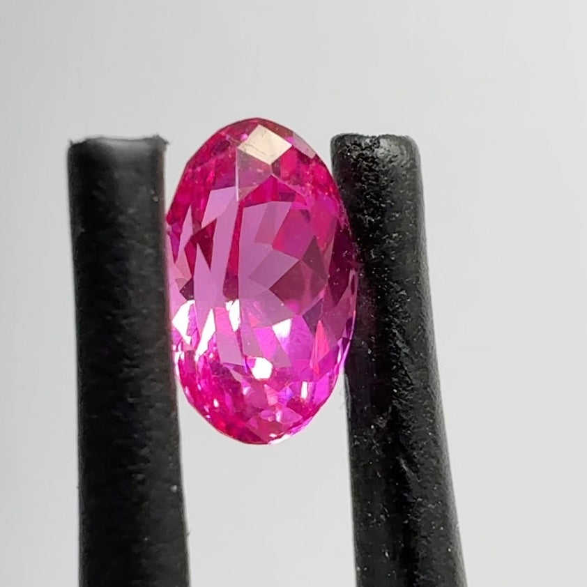 Winza Ruby, 1.02ct, Winza, Tanzania, Untreated Unheated, vvs-if, 6.9 x 4.6 x 3.8mm, it’s more redder than the photos