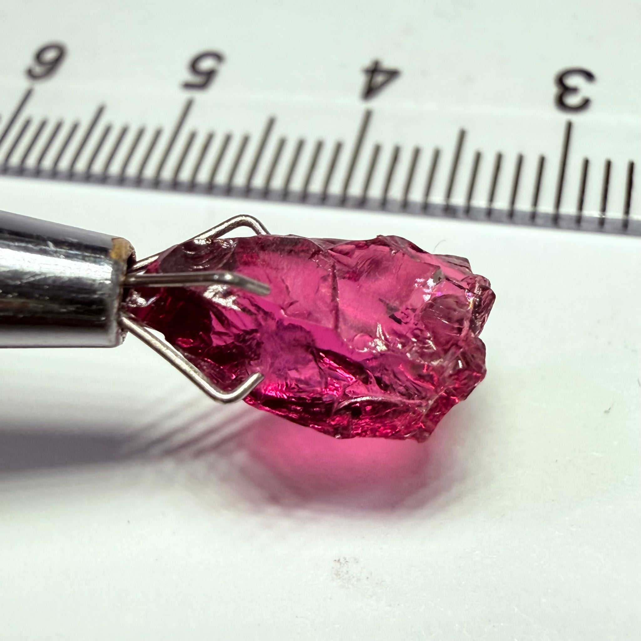 Colour Shift Garnet, 3.80ct, Tanzania, Untreated Unheated, vvs-if
