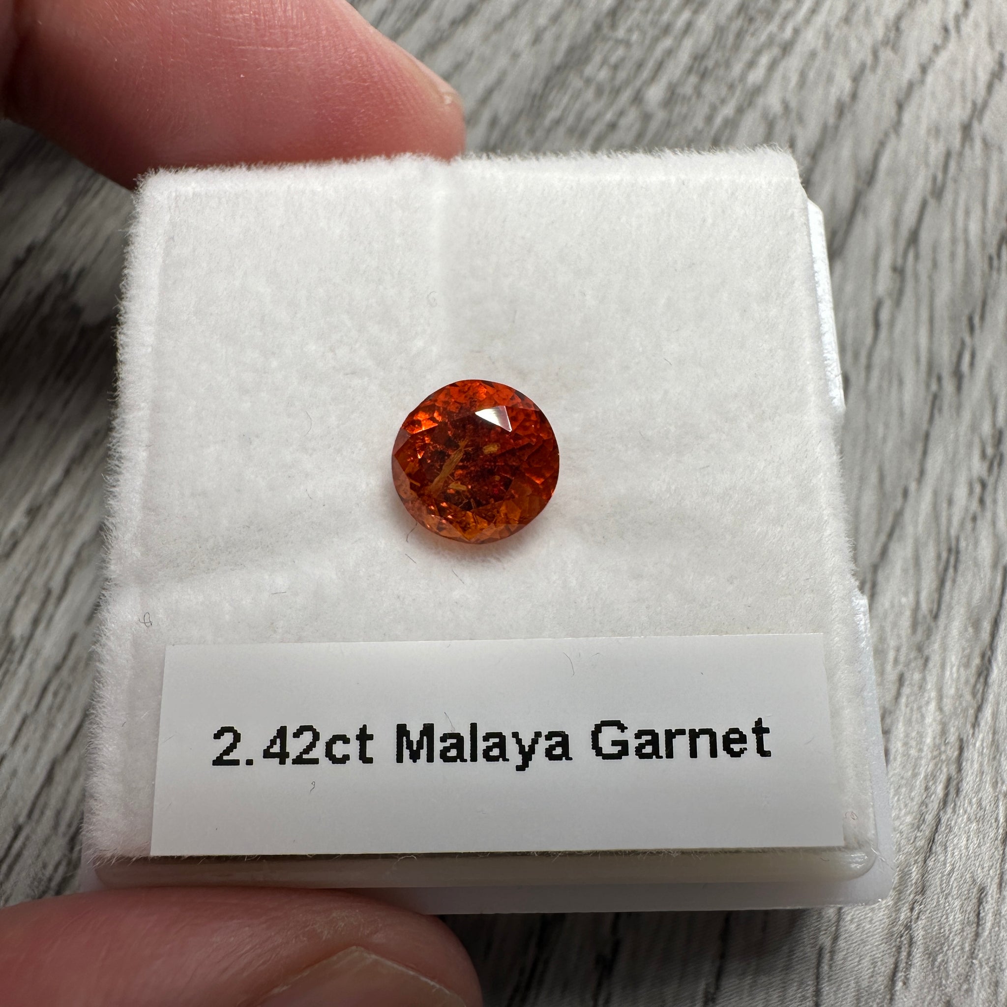 Malaya Garnet, 2.42ct, Untreated Unheated