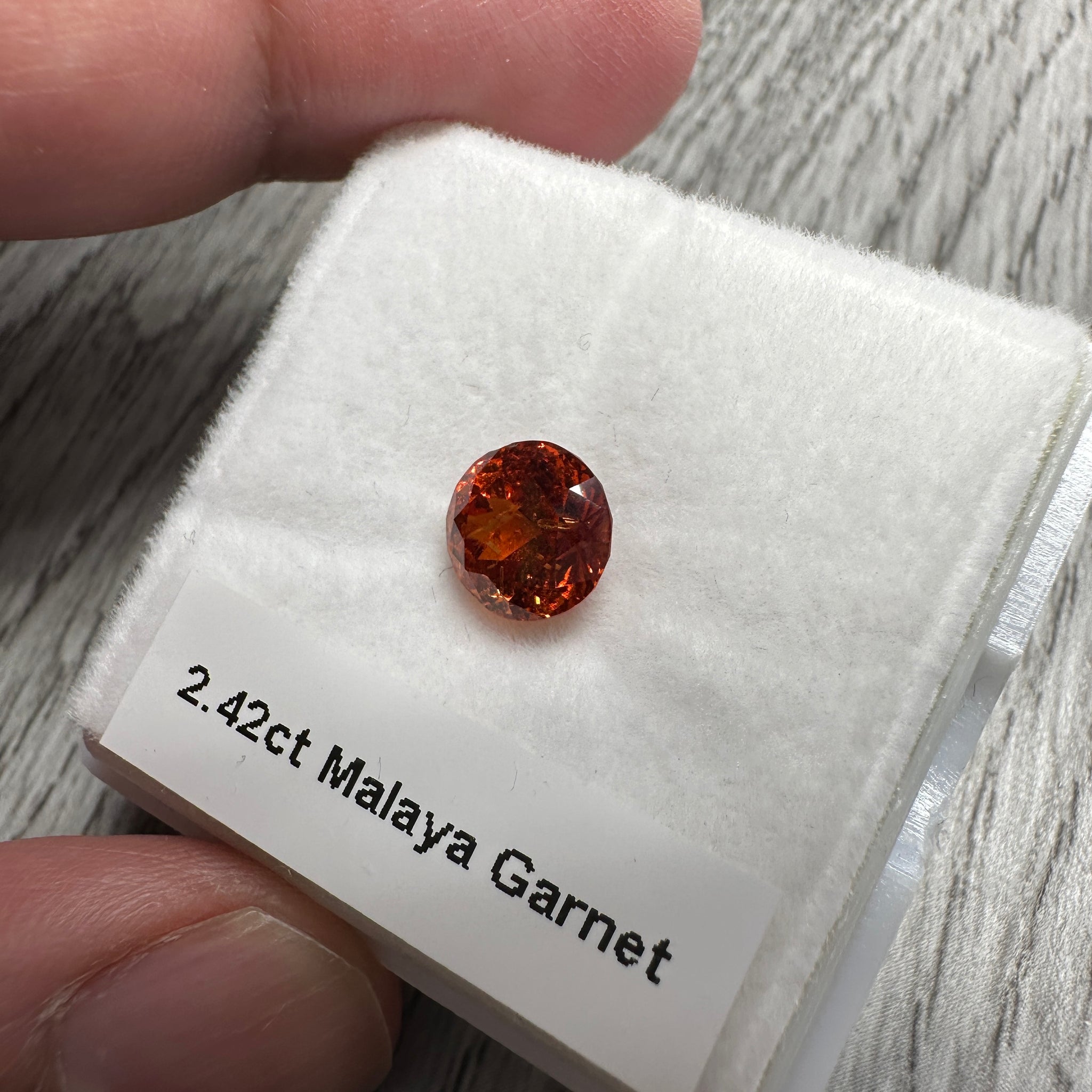 Malaya Garnet, 2.42ct, Untreated Unheated