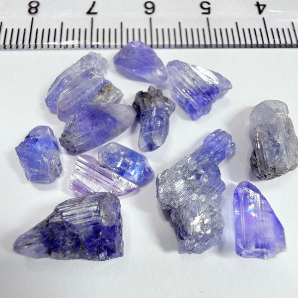 Tanzanite Crystal Lot, 26.06ct, Merelani, Tanzania. Gently Heated, these are tiny but great for setting in jewellery