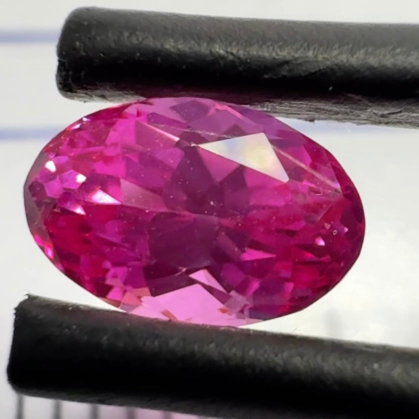 Winza Ruby, 1.02ct, Winza, Tanzania, Untreated Unheated, vvs-if, 6.9 x 4.6 x 3.8mm, it’s more redder than the photos