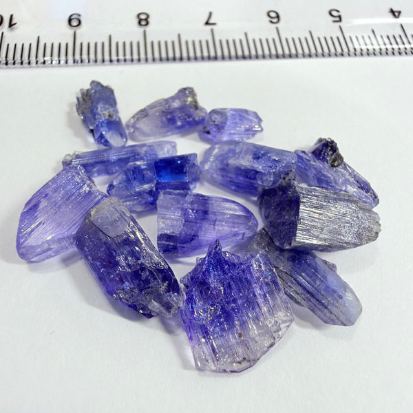 Tanzanite Crystal Lot, 32.72ct, Merelani, Tanzania. Gently Heated, these are tiny but great for setting in jewellery