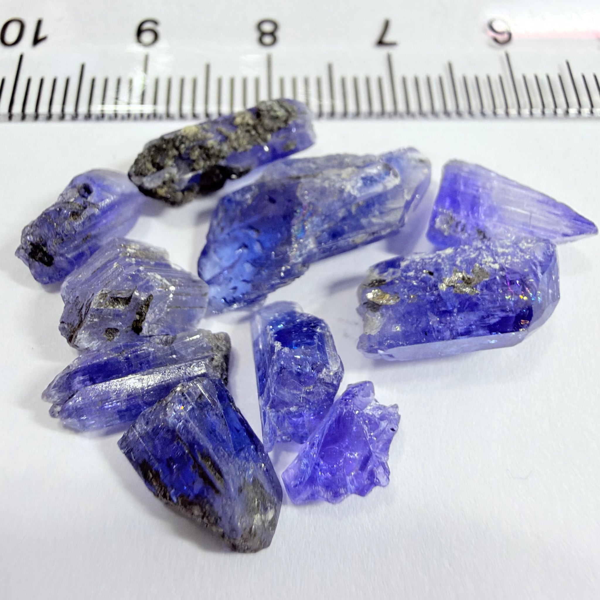 Tanzanite Crystal Lot, 27.62ct, Merelani, Tanzania. Gently Heated, these are tiny but great for setting as is