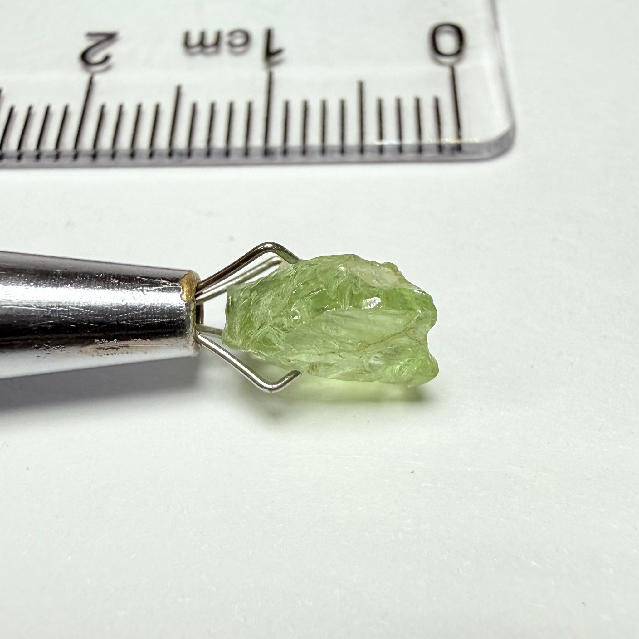 Tsavorite Garnet, Apple Green, 2.63ct, Kenya, Untreated Unheated, vvs, slightly flattish, see pics