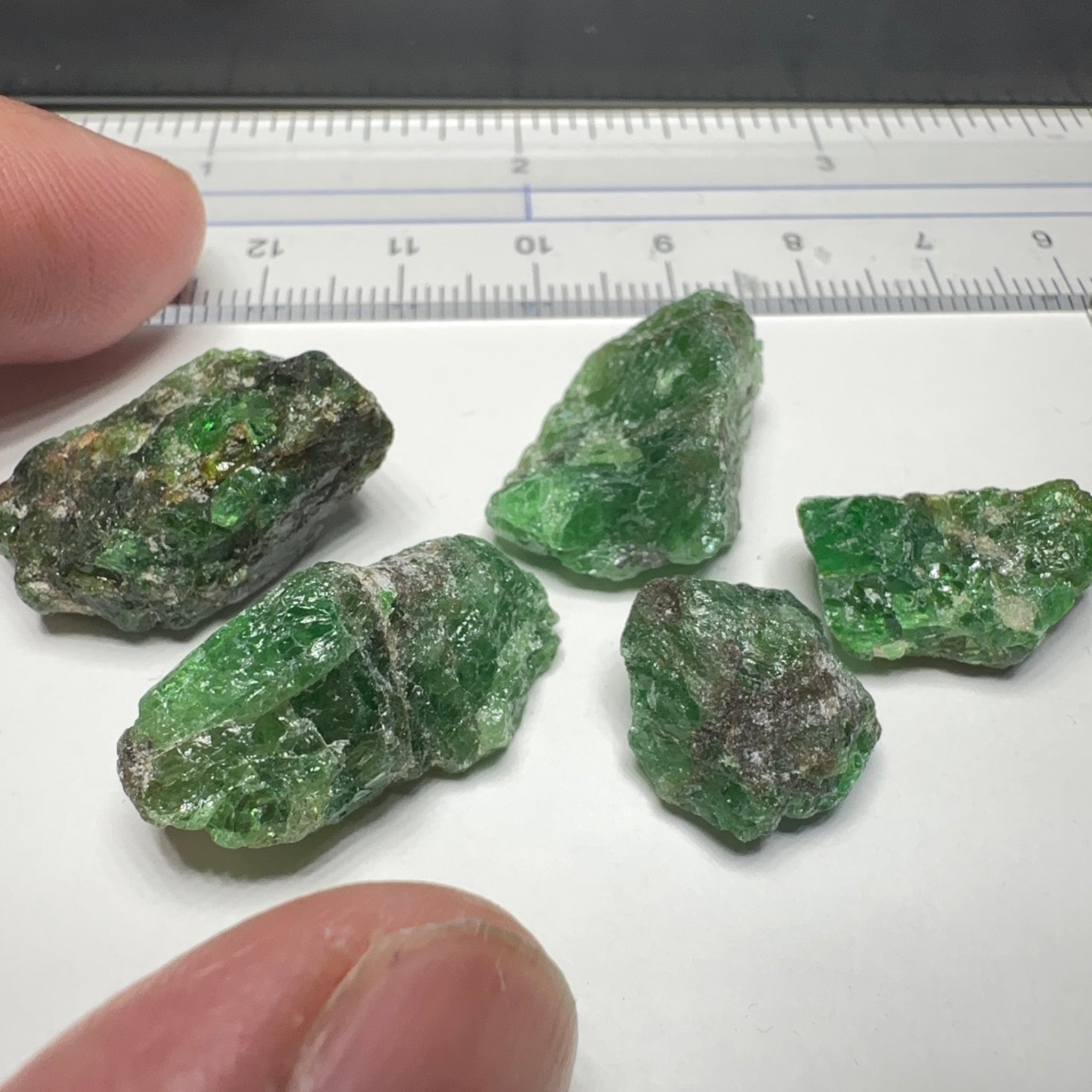 Tsavorite Garnet Lot, 101.98ct, Tanzania. Untreated Unheated. 11.26ct- 27.87ct. Good as specimens to add to a collection
