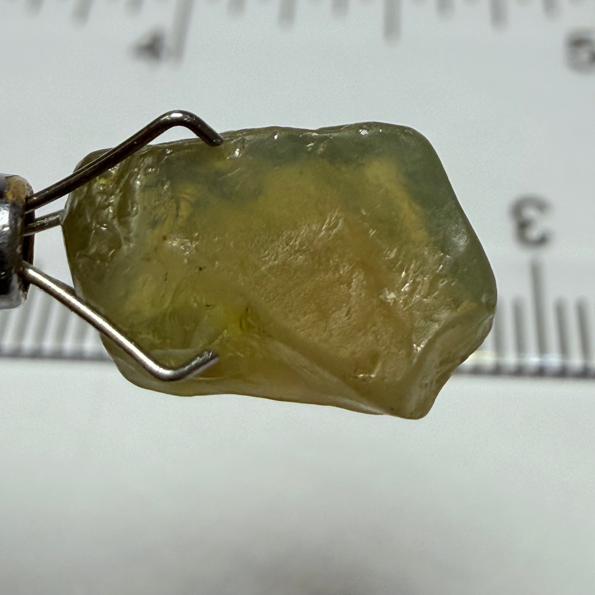 Green Chrysoberyl, 5.20ct, Tunduru, Tanzania, Untreated Unheated, cloudy and flat shape see pics