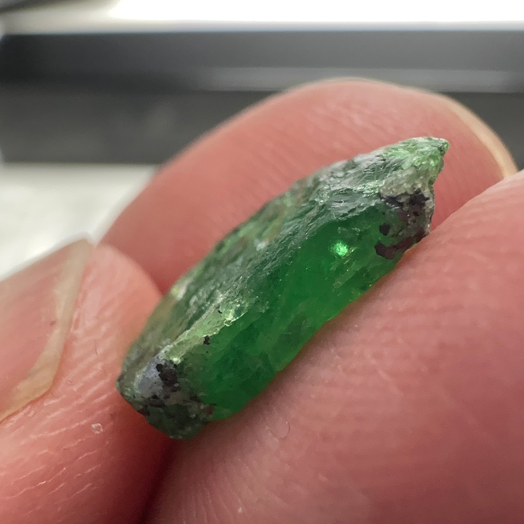 Tsavorite Garnet Lot, 16.91ct, Tanzania. Untreated Unheated. 4.20ct - 7.03ct. All included but transparent, good for setting in jewellery as is