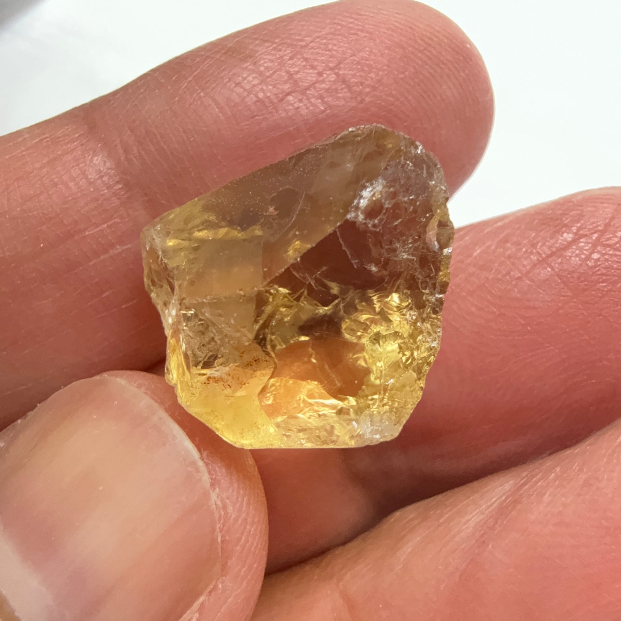 Citrine, 24.17ct, Zambia, Untreated Unheated, slight crack on one end 3mm in, rest VVS-IF