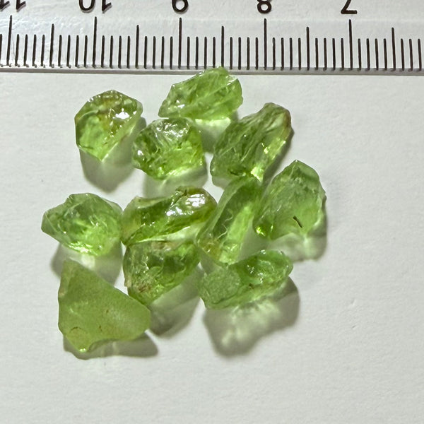 GoGo Peridot Lot, 25.00ct, Mined by the Wa GoGo tribe in Tanzania, Untreated Unheated, Bright Apple Green, 2.09ct-2.70ct, 11pcs, vvs-if