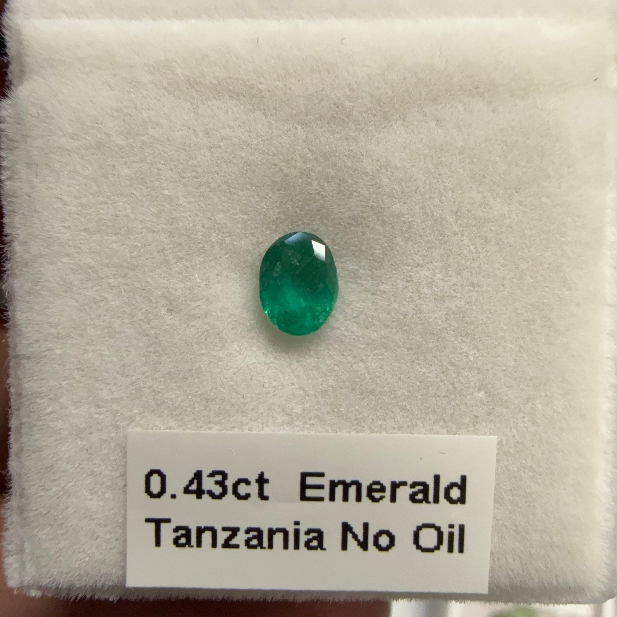 Emerald, 0.43ct, Tanzania, No Oil, Unheated Unheated