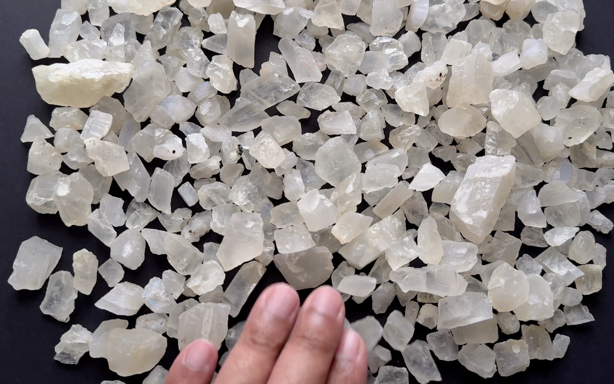 Moonstone Lot,  no sheen on this one, well some sheen, 826gm / 4130ct, Tanzania, Untreated Unheated, cabbing and faceting rough