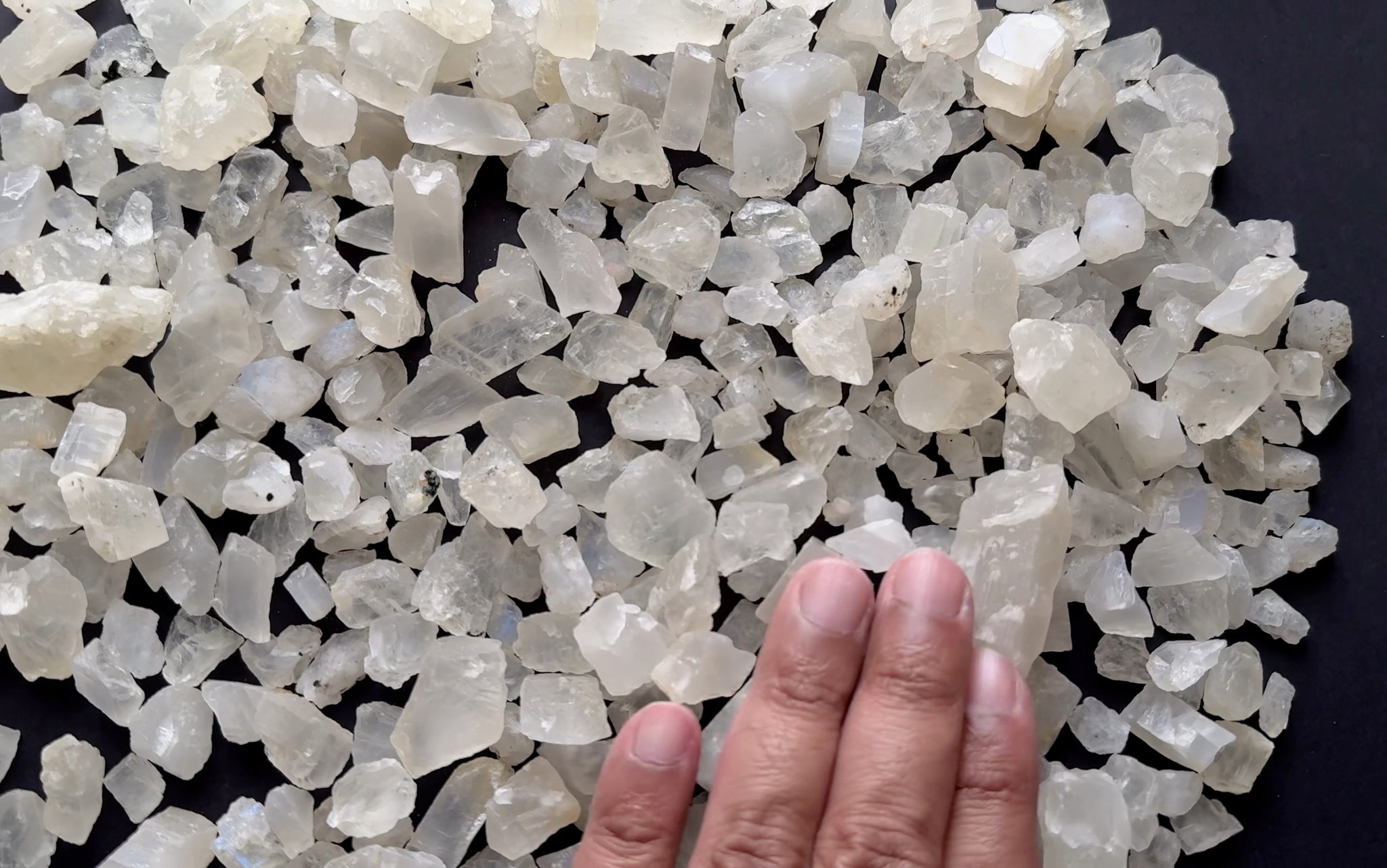 Moonstone Lot,  no sheen on this one, well some sheen, 826gm / 4130ct, Tanzania, Untreated Unheated, cabbing and faceting rough