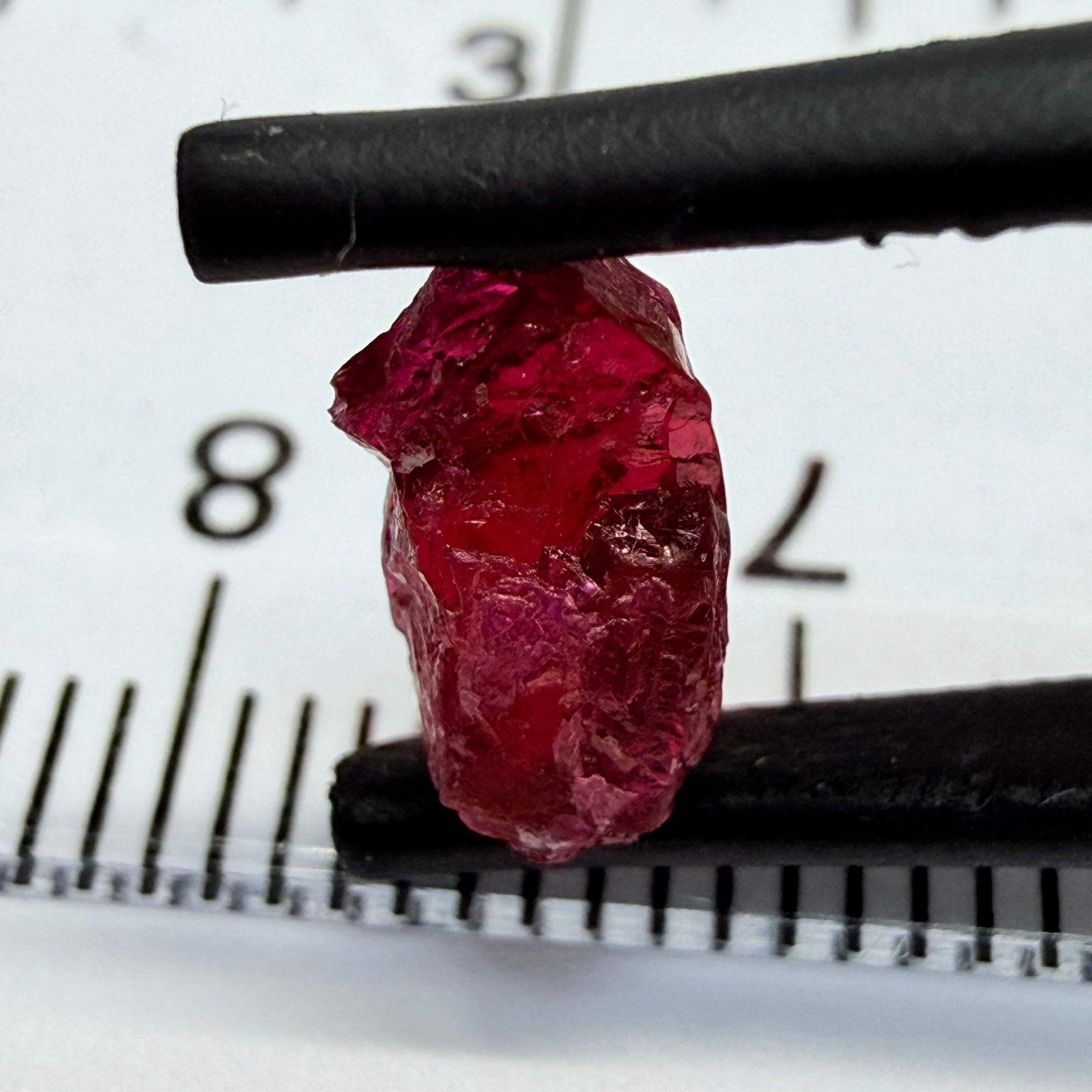 Ruby, 1.73 Longido, Tanzania, Untreated Unheated, complicated shape, see pictures, vvs