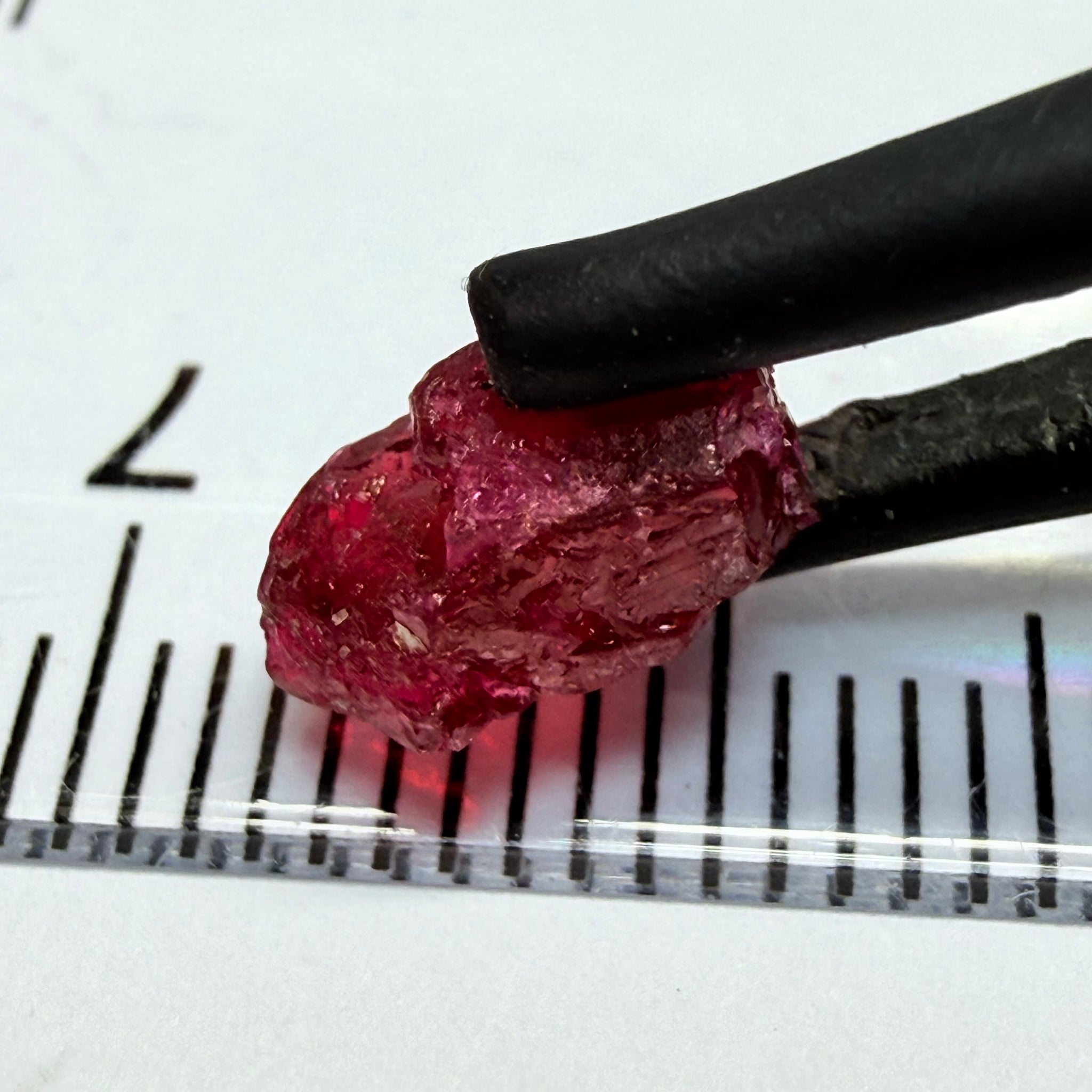 Ruby, 1.73 Longido, Tanzania, Untreated Unheated, complicated shape, see pictures, vvs