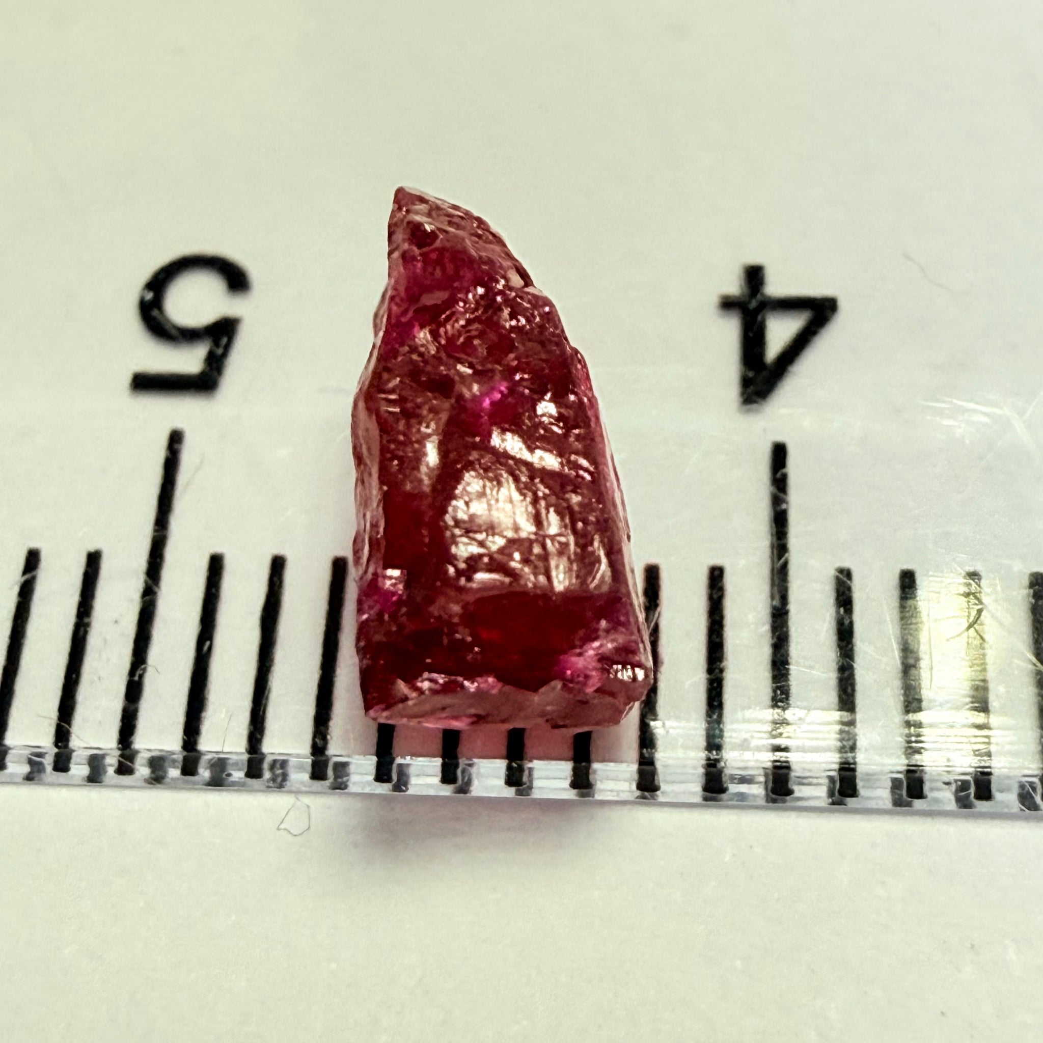 Ruby, 1.73 Longido, Tanzania, Untreated Unheated, complicated shape, see pictures, vvs