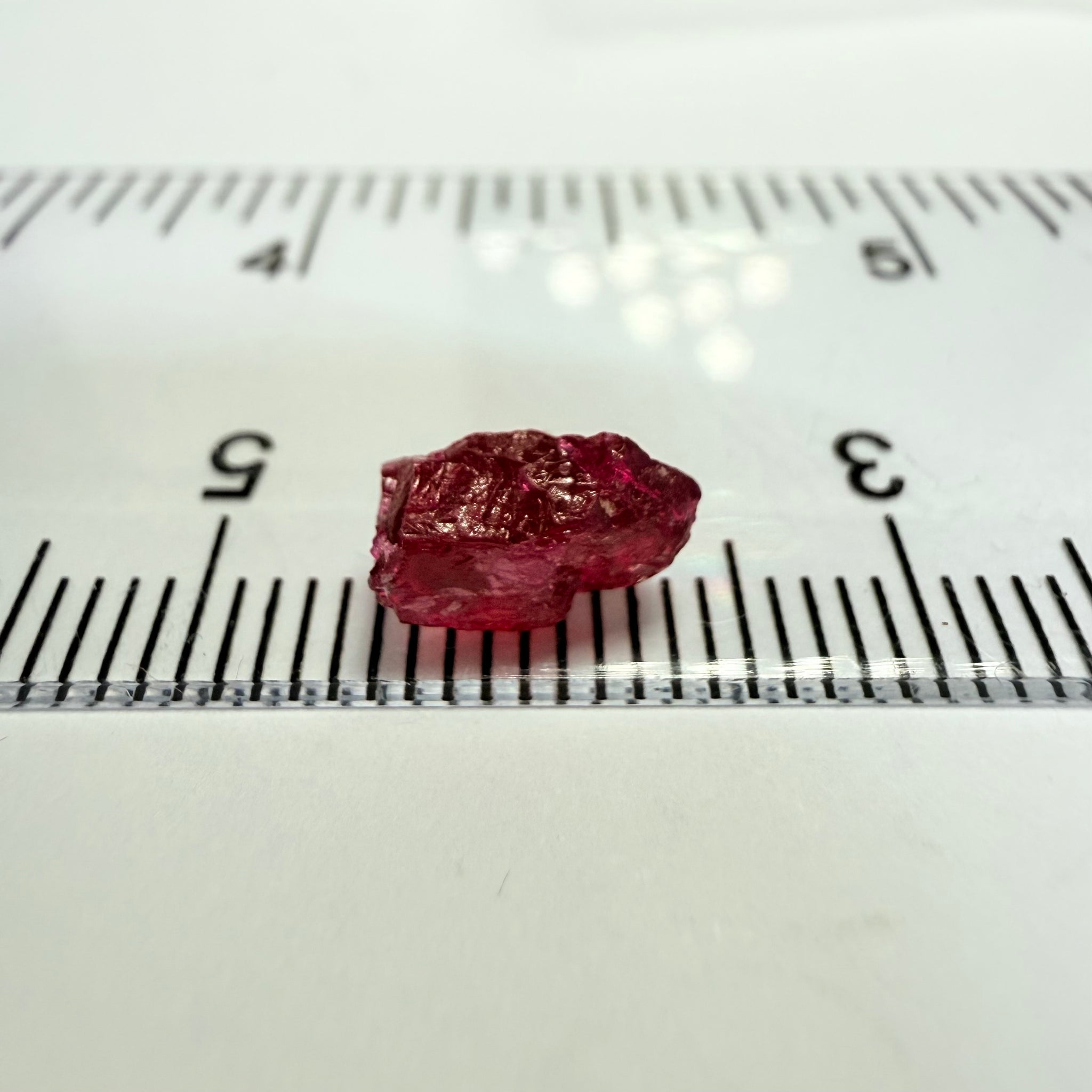 Ruby, 1.73 Longido, Tanzania, Untreated Unheated, complicated shape, see pictures, vvs