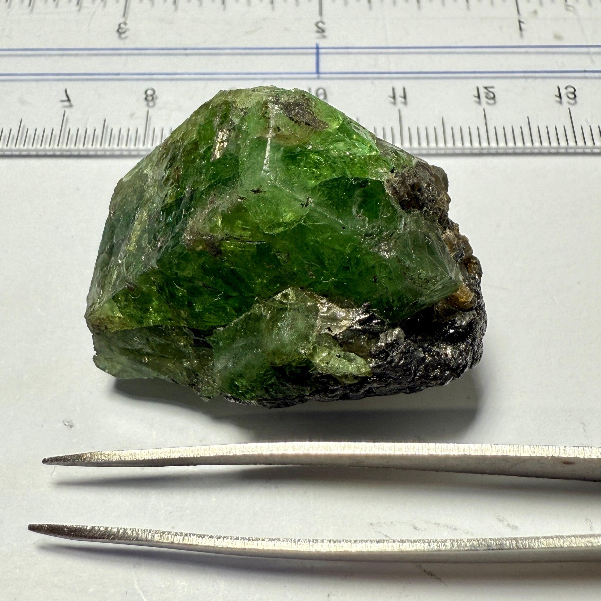 Tsavorite Crystal, 38.00gm / 190.00ct, Merelani, Tanzania, Unheated Untreated