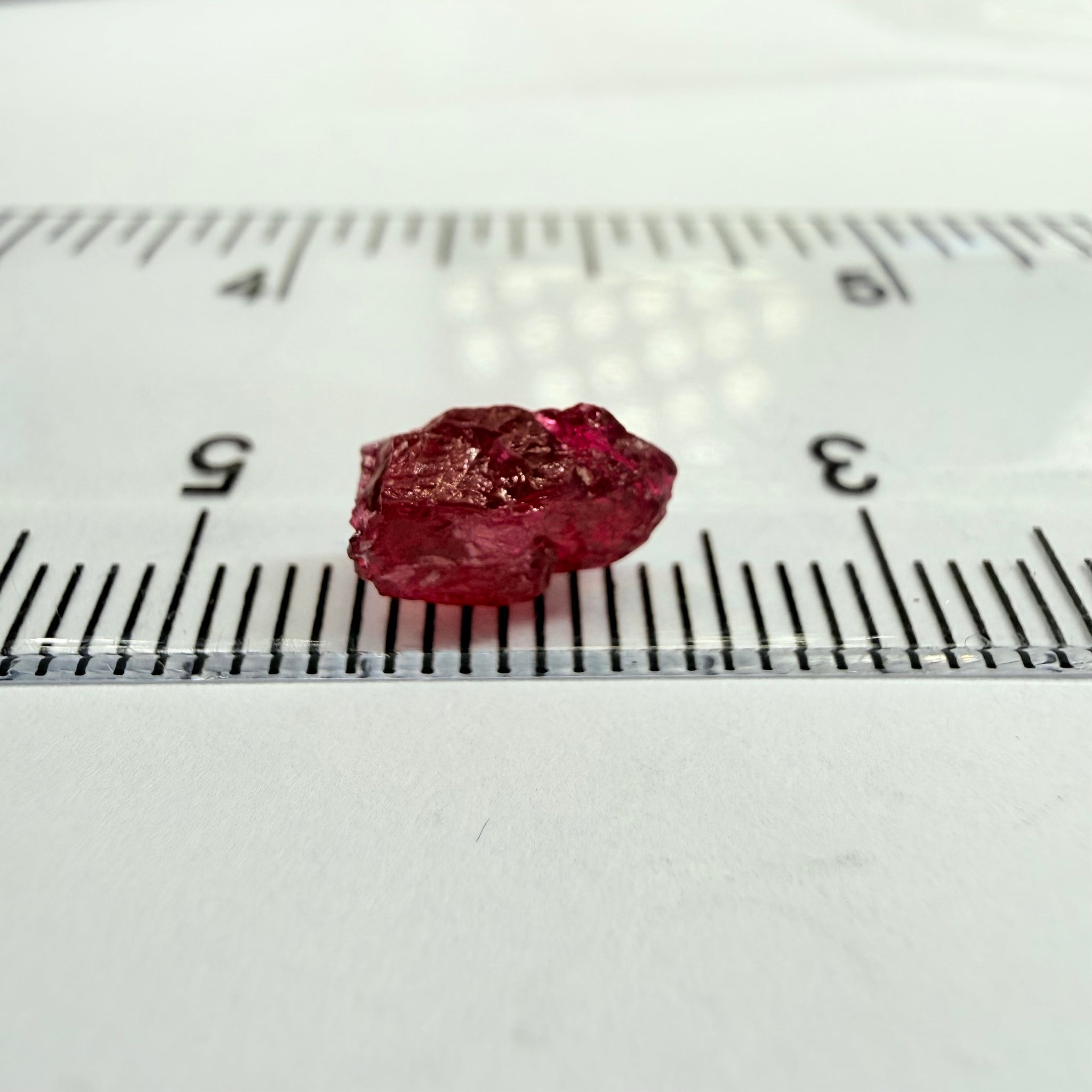 Ruby, 1.73 Longido, Tanzania, Untreated Unheated, complicated shape, see pictures, vvs