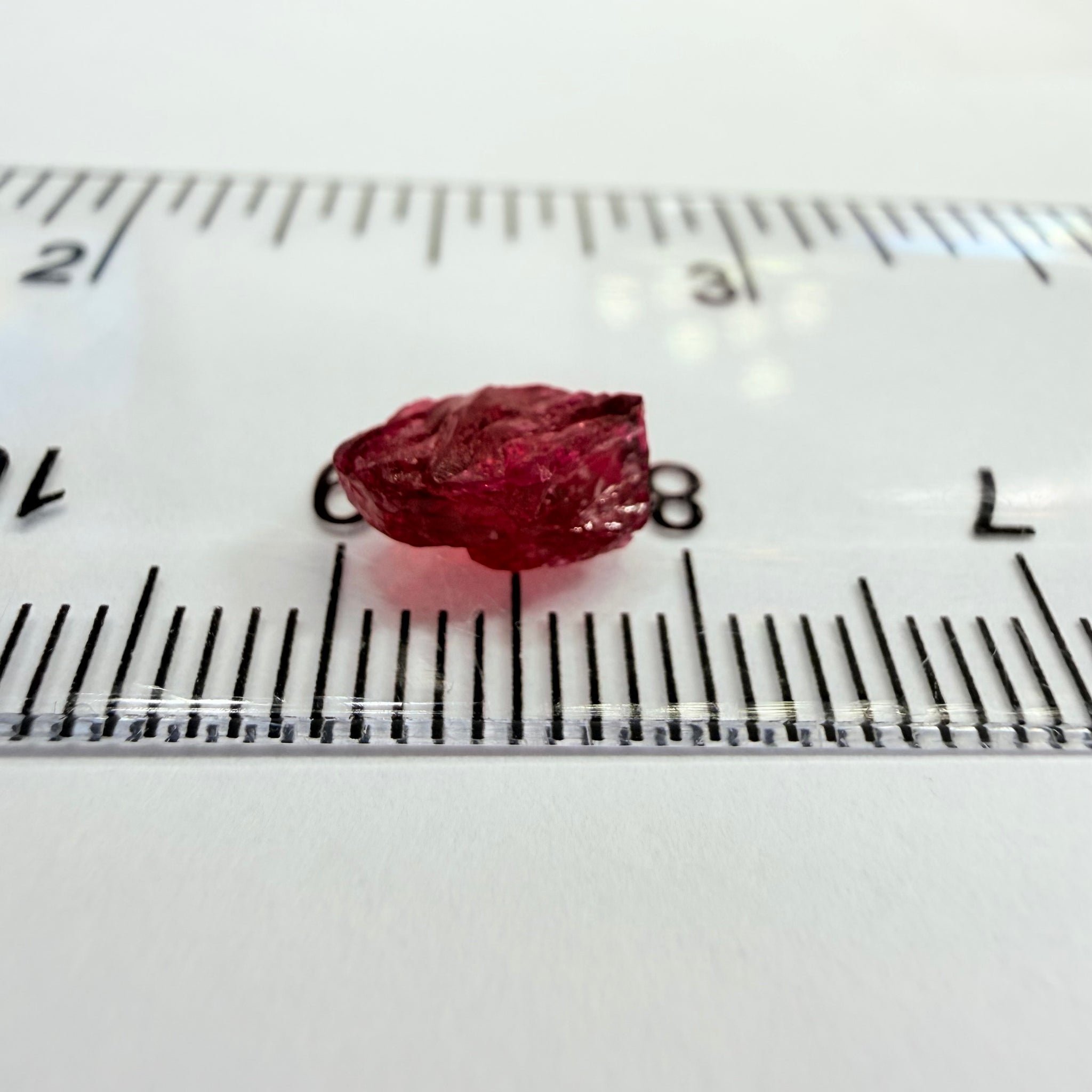Ruby, 1.73 Longido, Tanzania, Untreated Unheated, complicated shape, see pictures, vvs