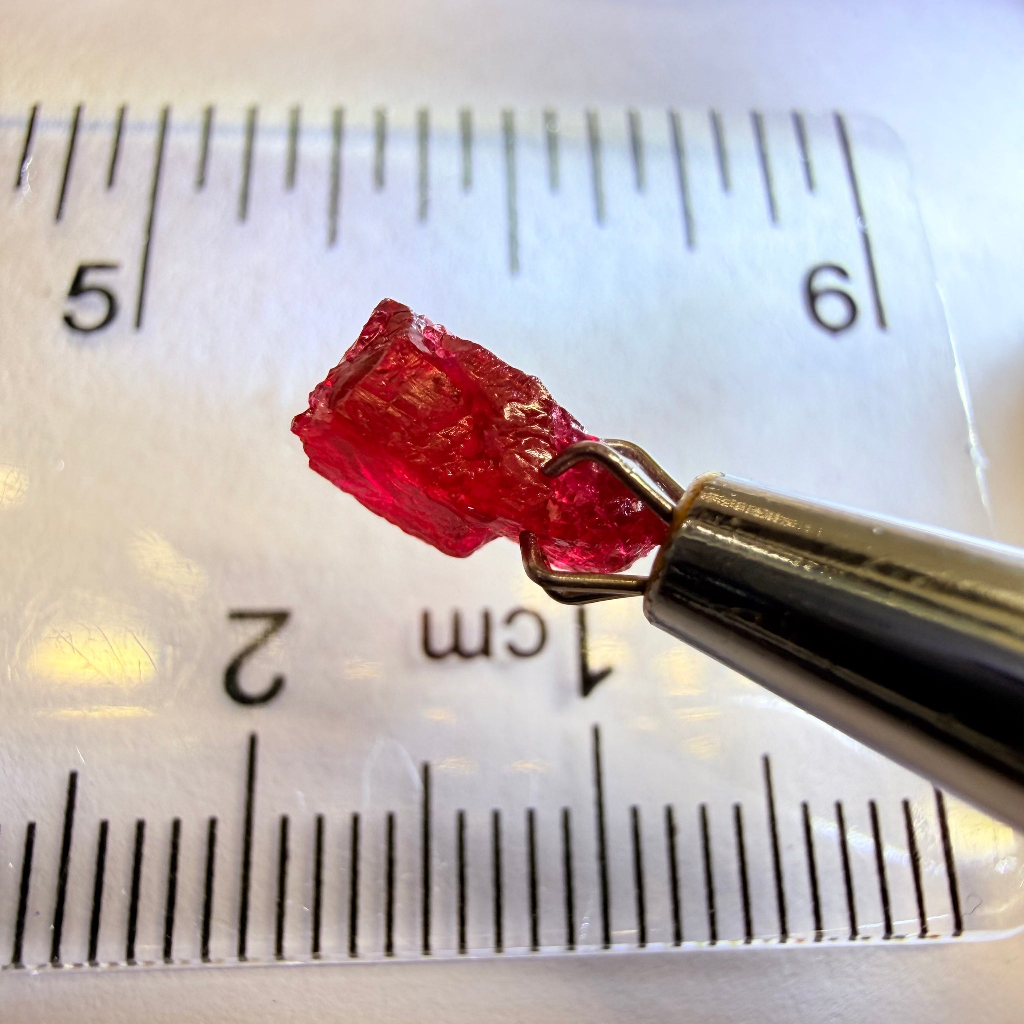 Ruby, 1.73 Longido, Tanzania, Untreated Unheated, complicated shape, see pictures, vvs
