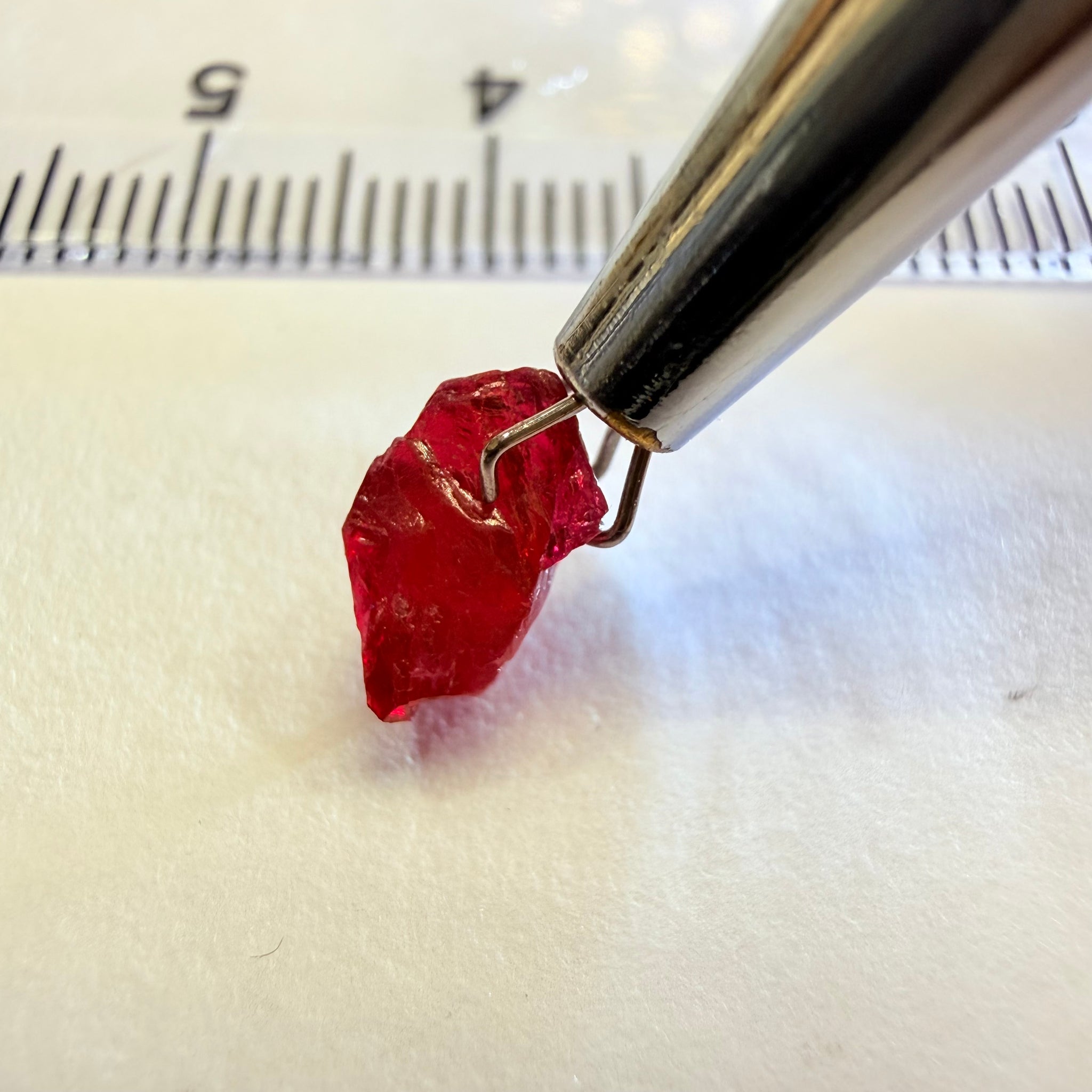Ruby, 1.73 Longido, Tanzania, Untreated Unheated, complicated shape, see pictures, vvs