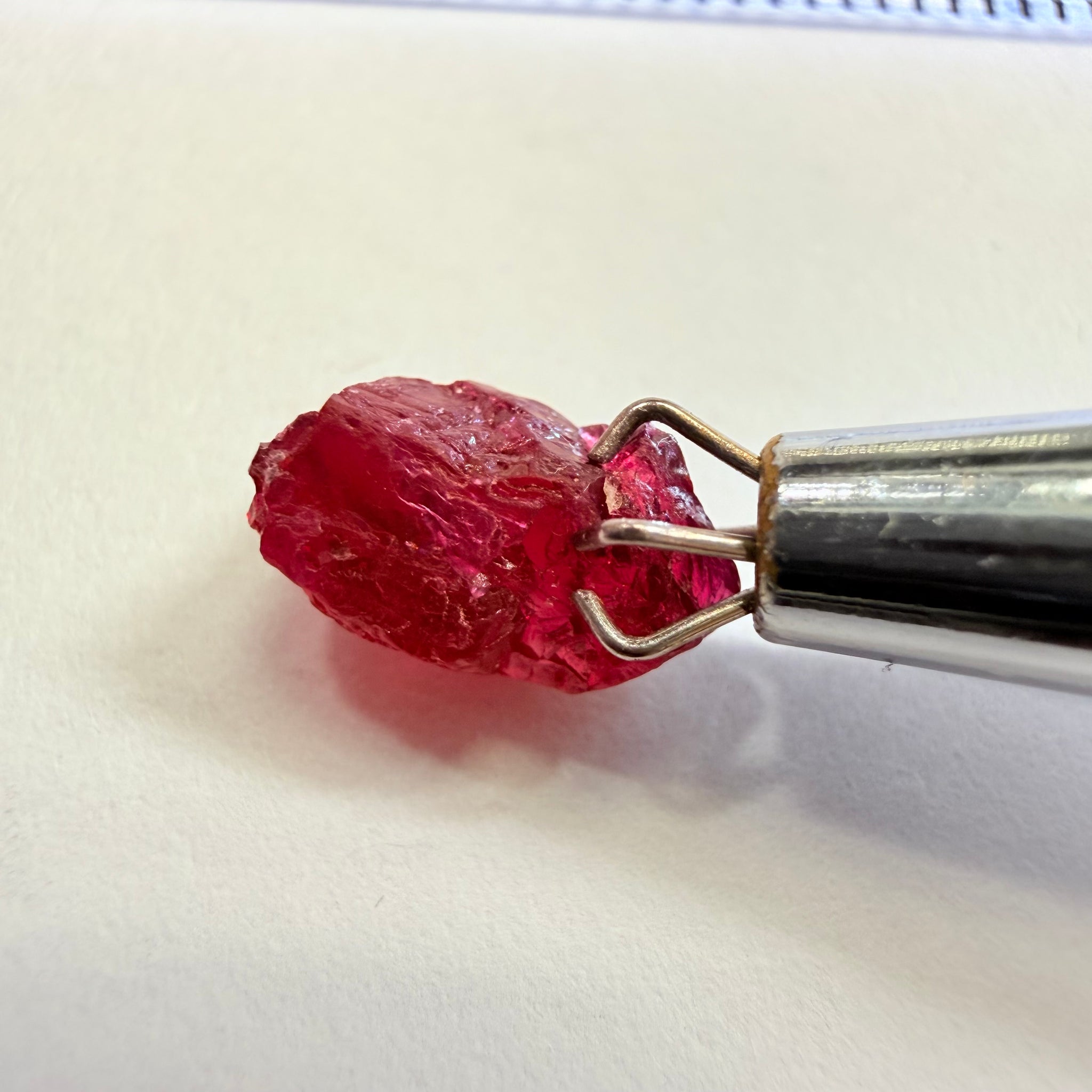 Ruby, 1.73 Longido, Tanzania, Untreated Unheated, complicated shape, see pictures, vvs