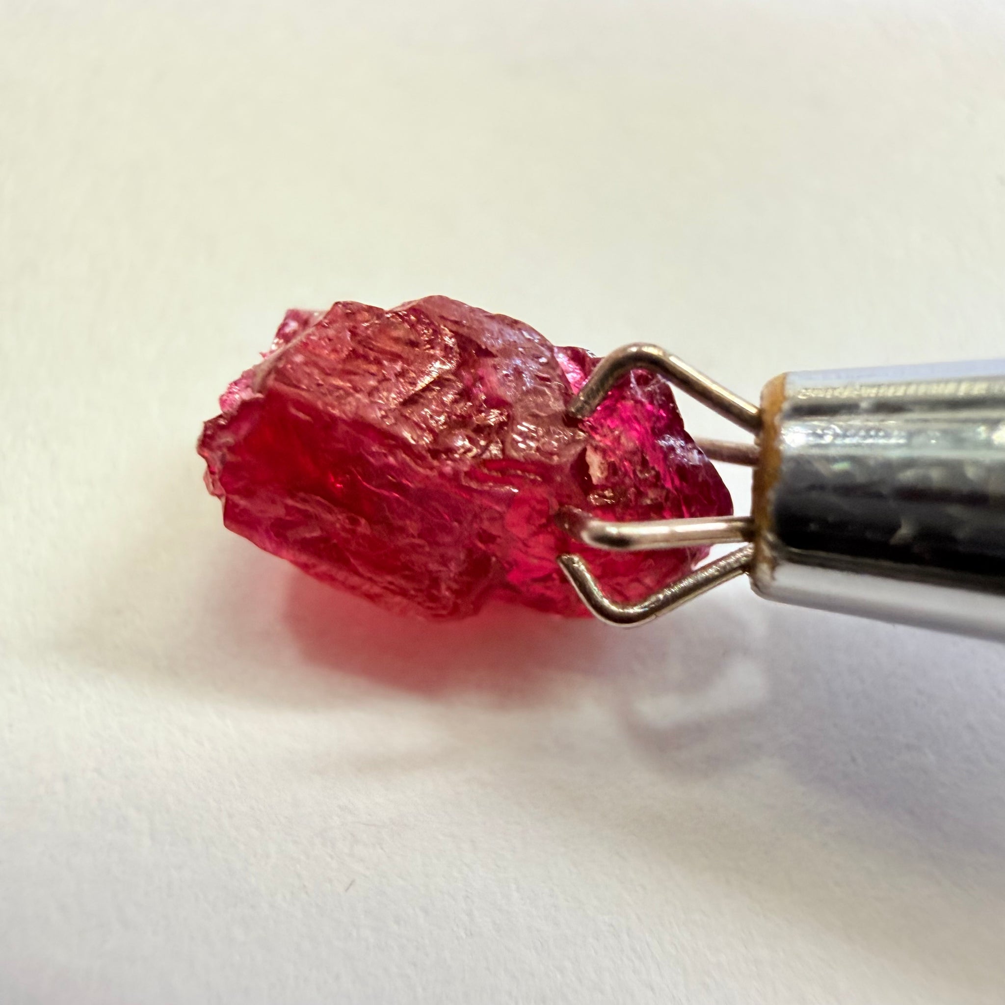 Ruby, 1.73 Longido, Tanzania, Untreated Unheated, complicated shape, see pictures, vvs