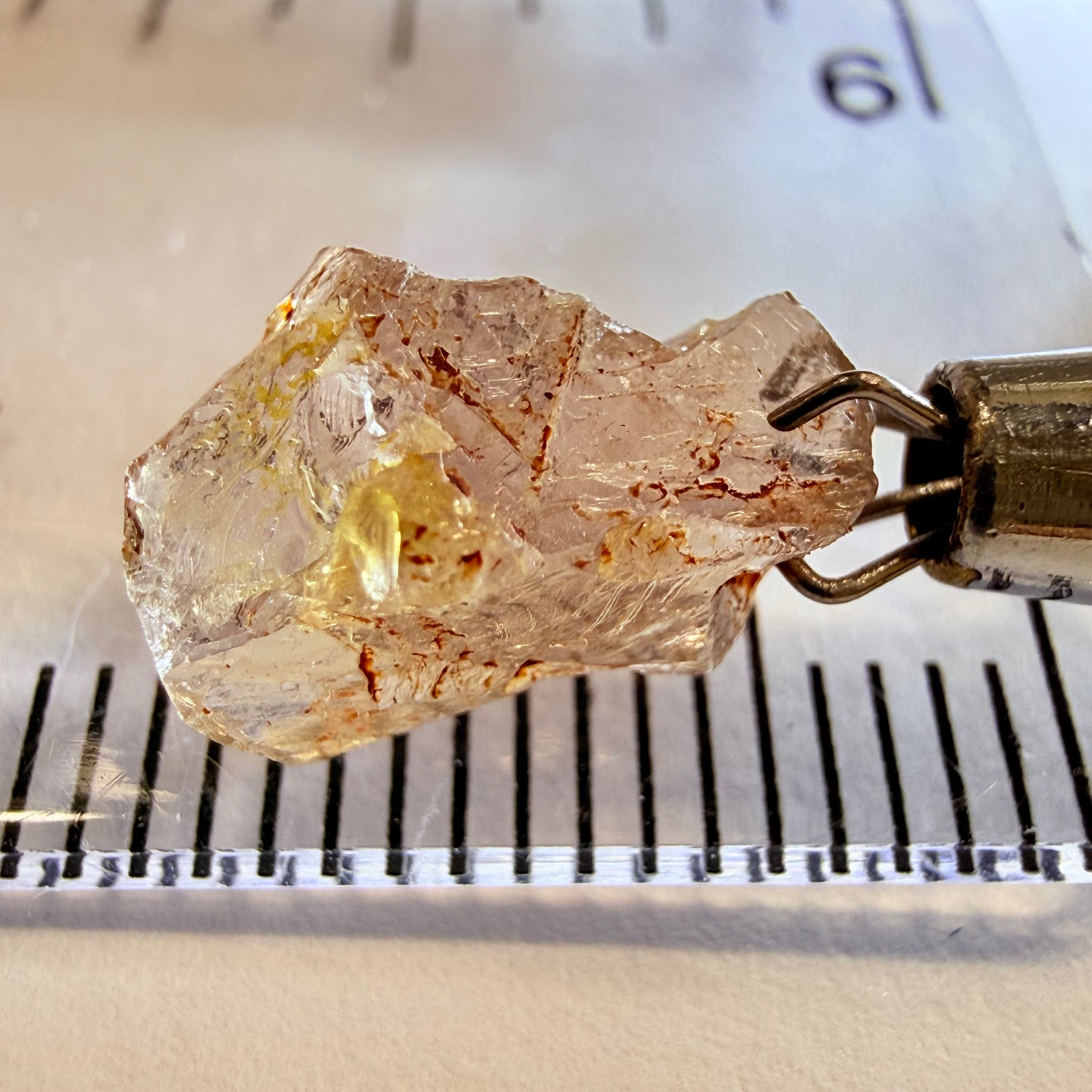 Umba Sapphire, 3.21, Umba, Tanzania, Untreated Unheated, 1 veil, vs, flattish shape, see pictures