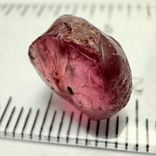 Rhodolite Garnet, 6.56ct, Umba, Tanzania, Untreated Untreated. Few bubbles on outside, rest vvs with very slight silk, flattish shape see pics