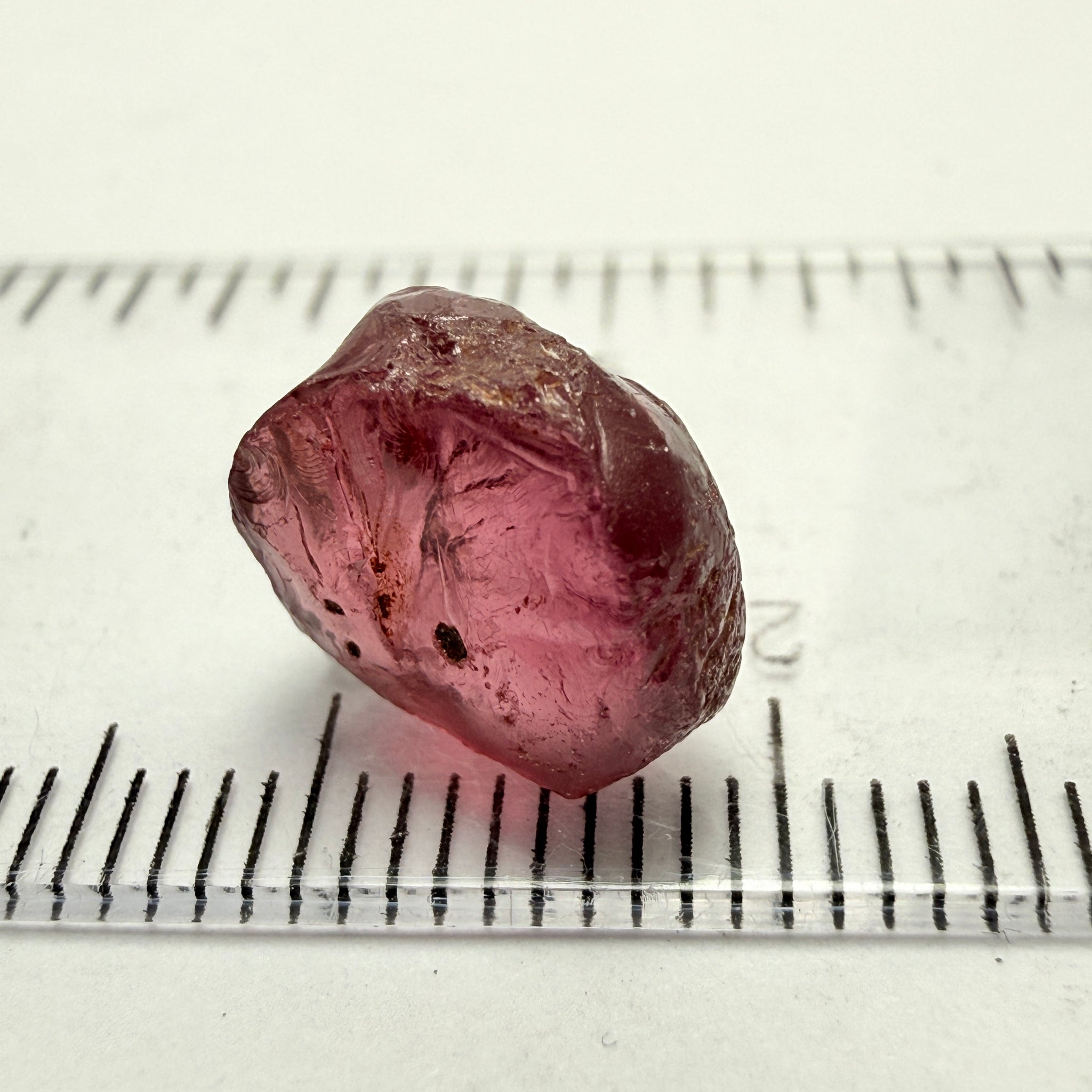 Rhodolite Garnet, 6.56ct, Umba, Tanzania, Untreated Untreated. Few bubbles on outside, rest vvs with very slight silk, flattish shape see pics